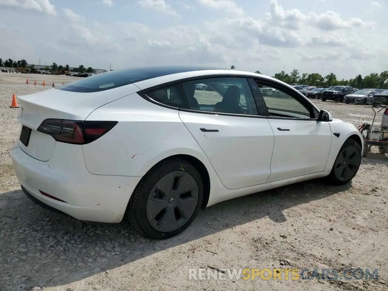 3 Photograph of a damaged car 5YJ3E1EA4PF547466 TESLA MODEL 3 2023