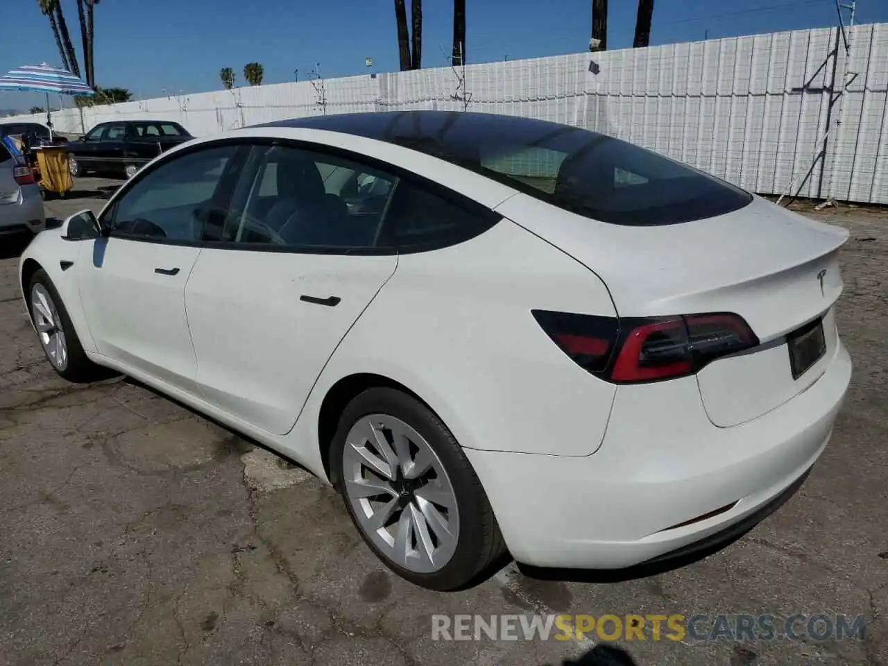 2 Photograph of a damaged car 5YJ3E1EA4PF547581 TESLA MODEL 3 2023