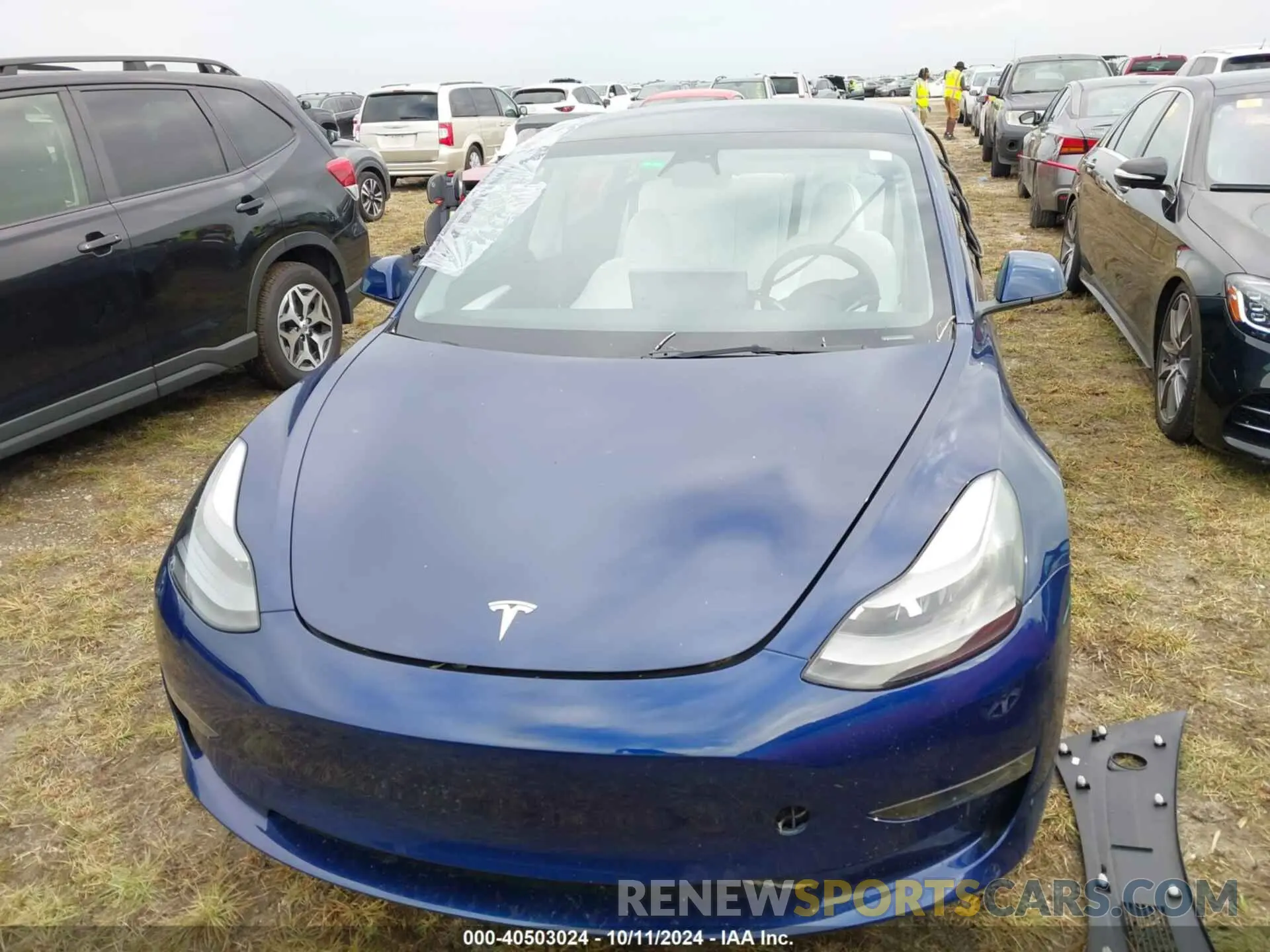 6 Photograph of a damaged car 5YJ3E1EA4PF553459 TESLA MODEL 3 2023