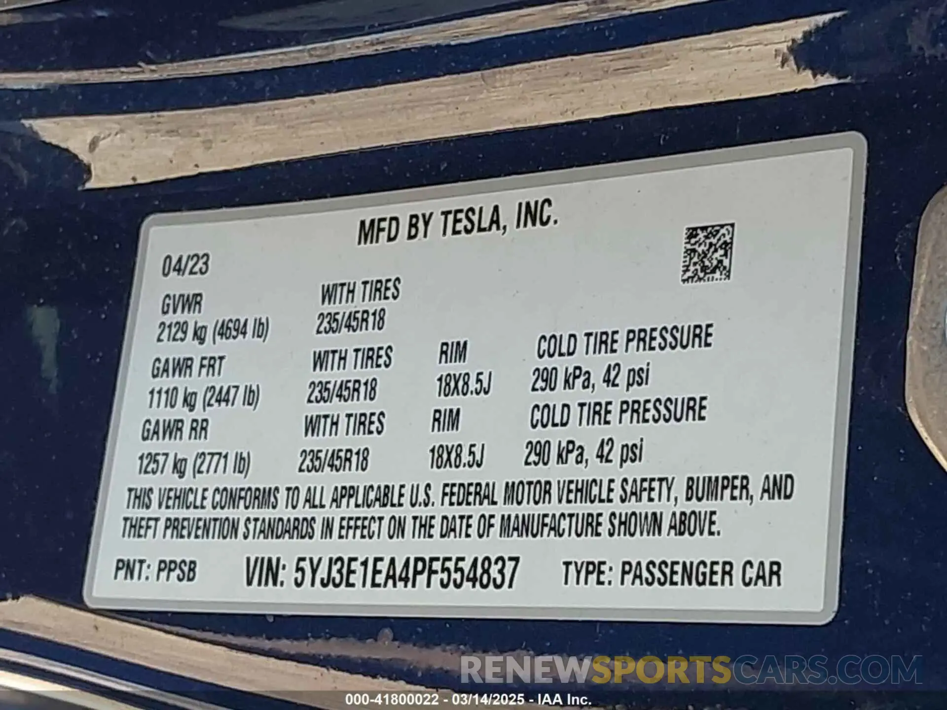 9 Photograph of a damaged car 5YJ3E1EA4PF554837 TESLA MODEL 3 2023