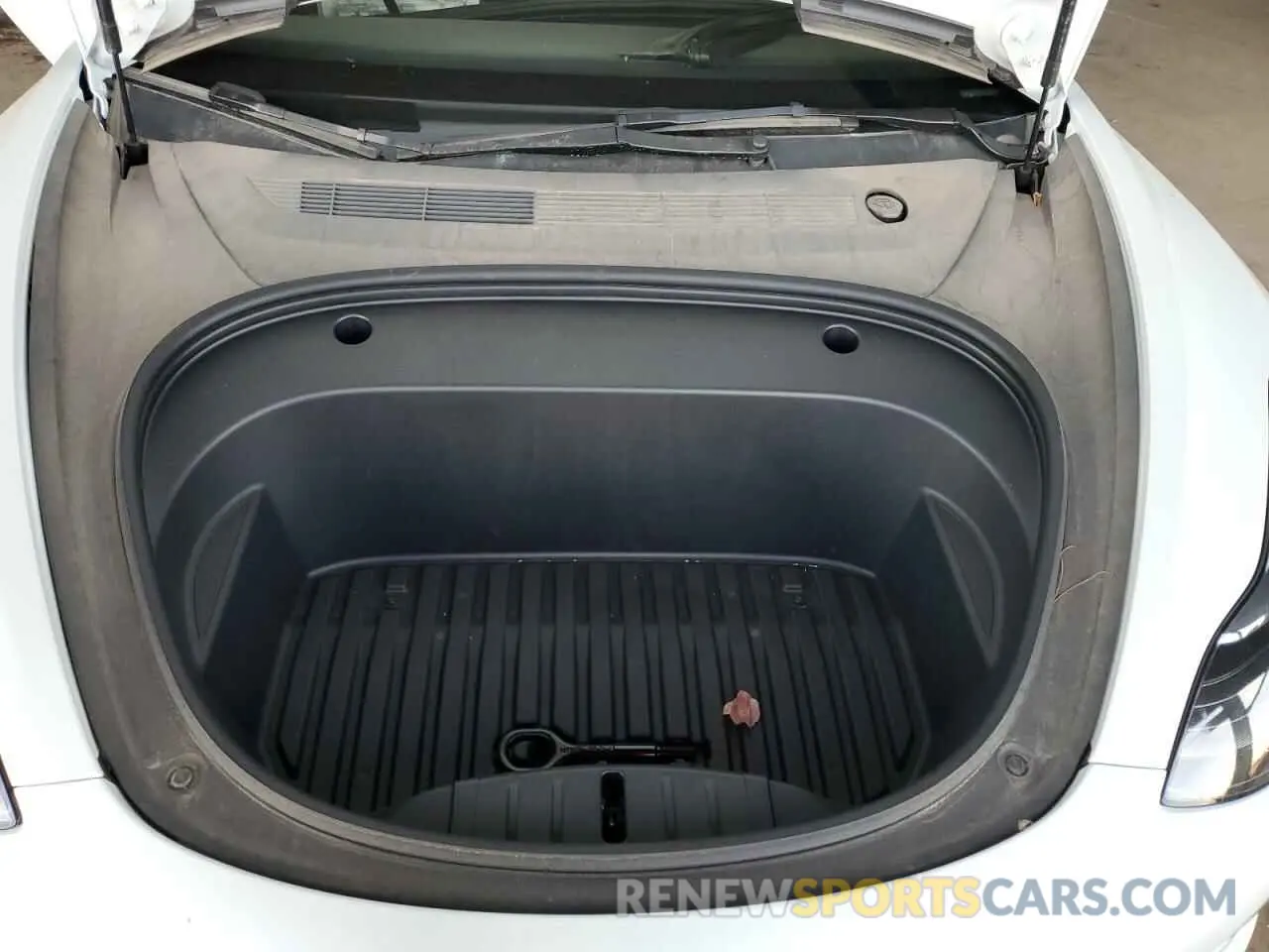 11 Photograph of a damaged car 5YJ3E1EA4PF556524 TESLA MODEL 3 2023