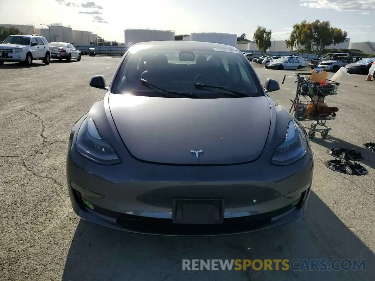 5 Photograph of a damaged car 5YJ3E1EA4PF570942 TESLA MODEL 3 2023