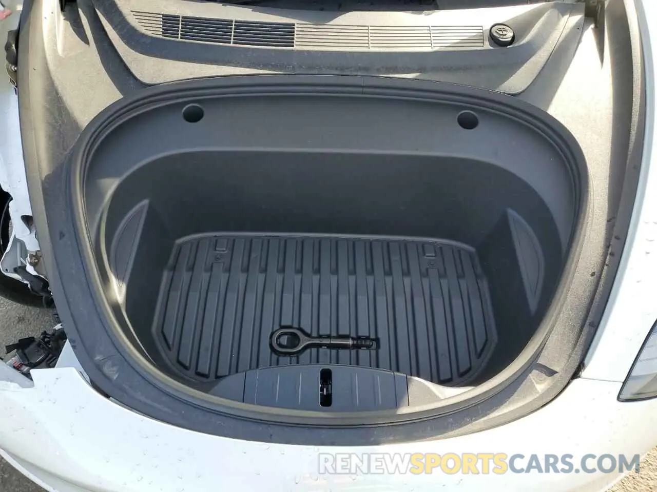 11 Photograph of a damaged car 5YJ3E1EA4PF587904 TESLA MODEL 3 2023