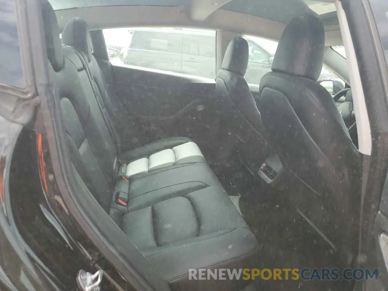 10 Photograph of a damaged car 5YJ3E1EA4PF601185 TESLA MODEL 3 2023