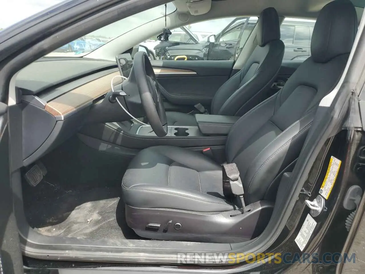 7 Photograph of a damaged car 5YJ3E1EA4PF601185 TESLA MODEL 3 2023