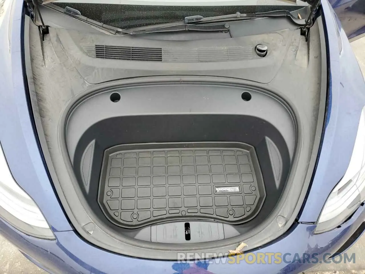 11 Photograph of a damaged car 5YJ3E1EA4PF612106 TESLA MODEL 3 2023