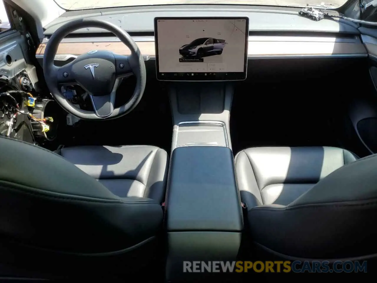 8 Photograph of a damaged car 5YJ3E1EA4PF615975 TESLA MODEL 3 2023