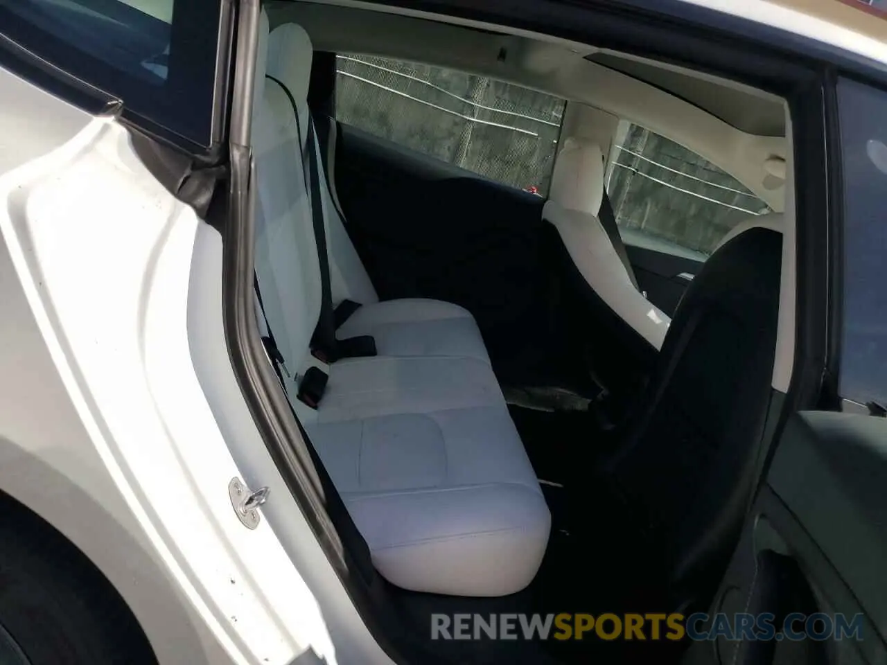 10 Photograph of a damaged car 5YJ3E1EA4PF641072 TESLA MODEL 3 2023