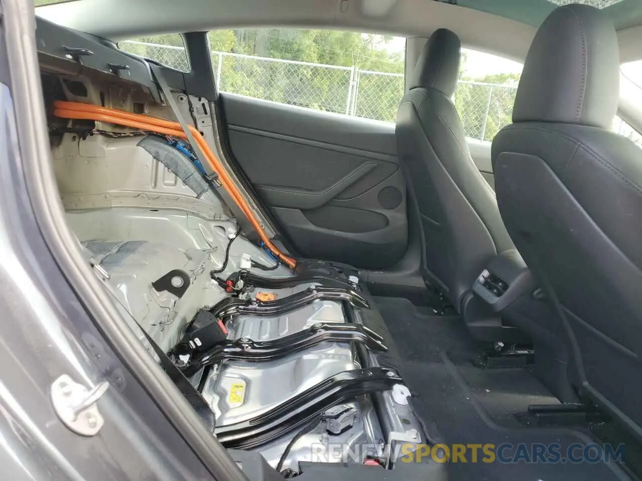 10 Photograph of a damaged car 5YJ3E1EA4PF646711 TESLA MODEL 3 2023