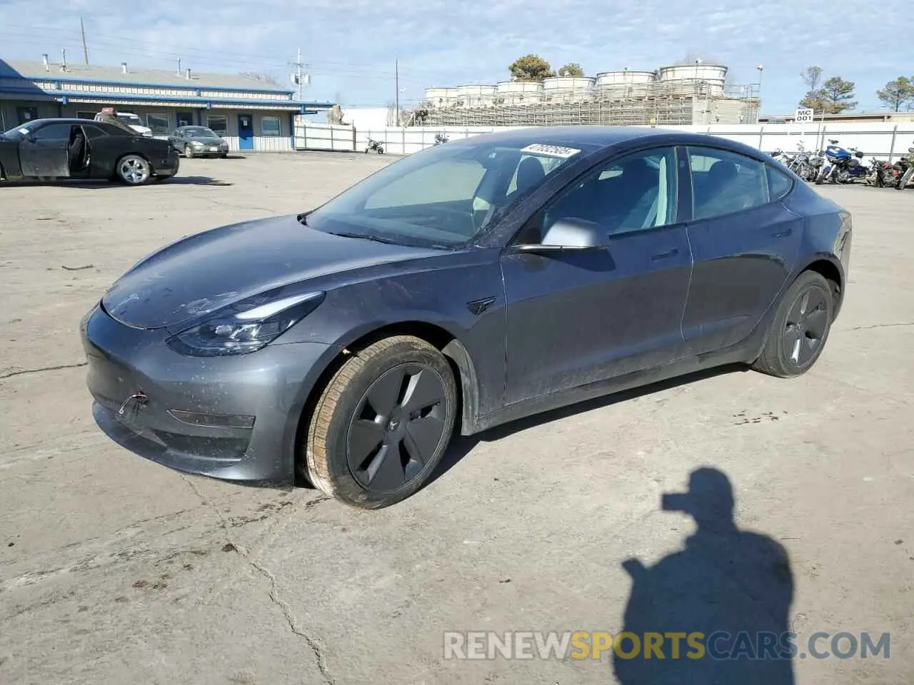 1 Photograph of a damaged car 5YJ3E1EA4PF647180 TESLA MODEL 3 2023