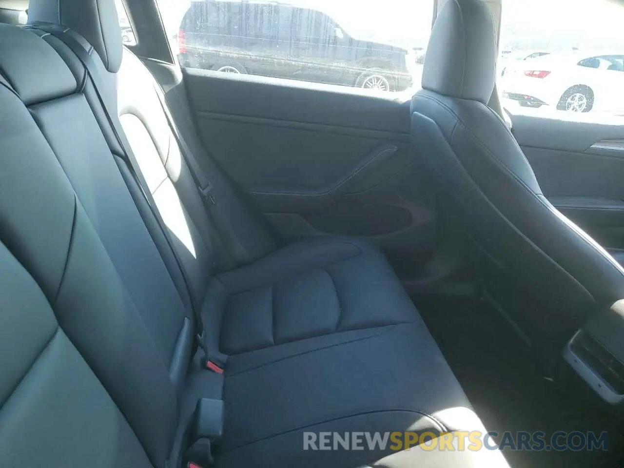 10 Photograph of a damaged car 5YJ3E1EA4PF647180 TESLA MODEL 3 2023