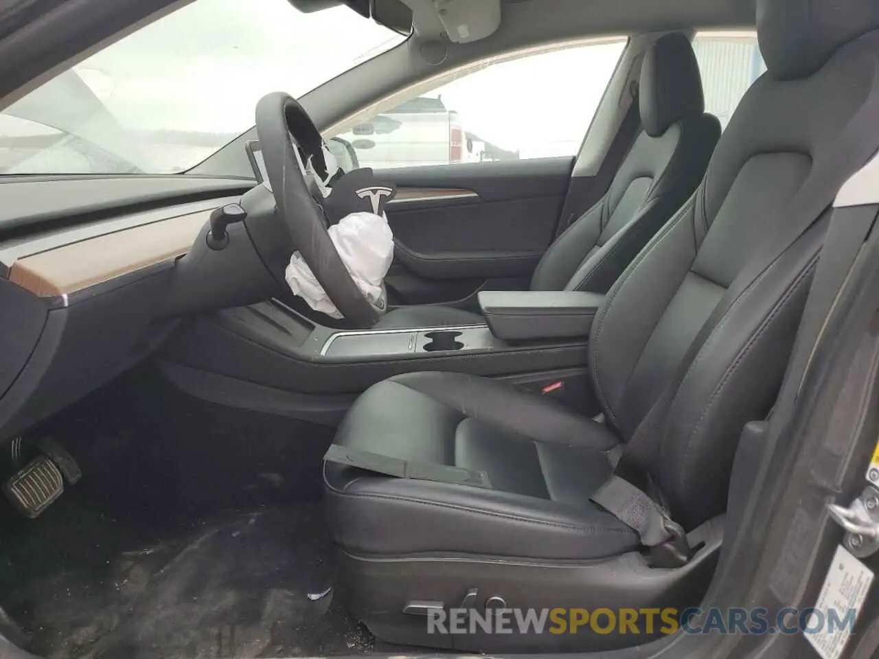 7 Photograph of a damaged car 5YJ3E1EA4PF647180 TESLA MODEL 3 2023