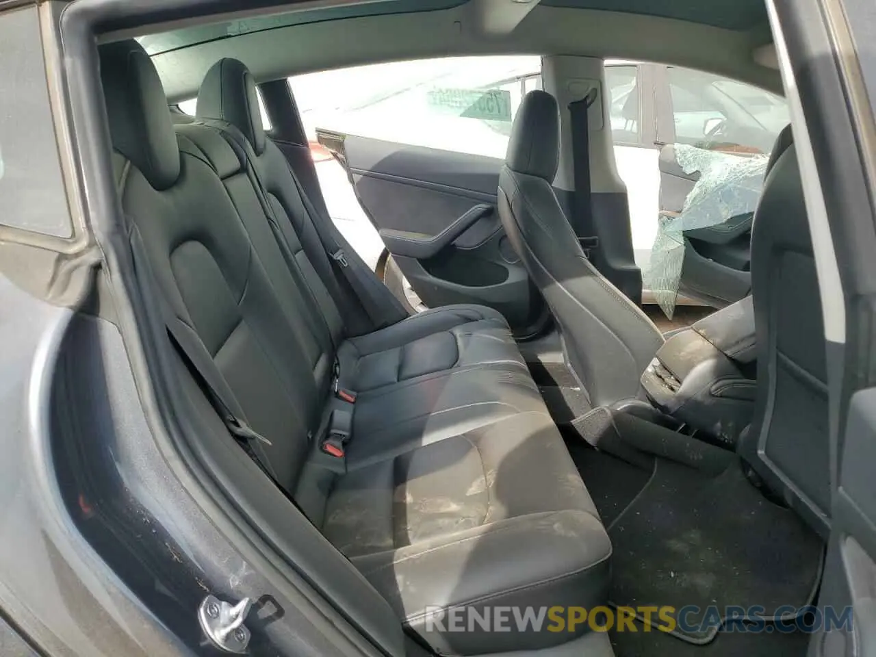 10 Photograph of a damaged car 5YJ3E1EA4PF662651 TESLA MODEL 3 2023
