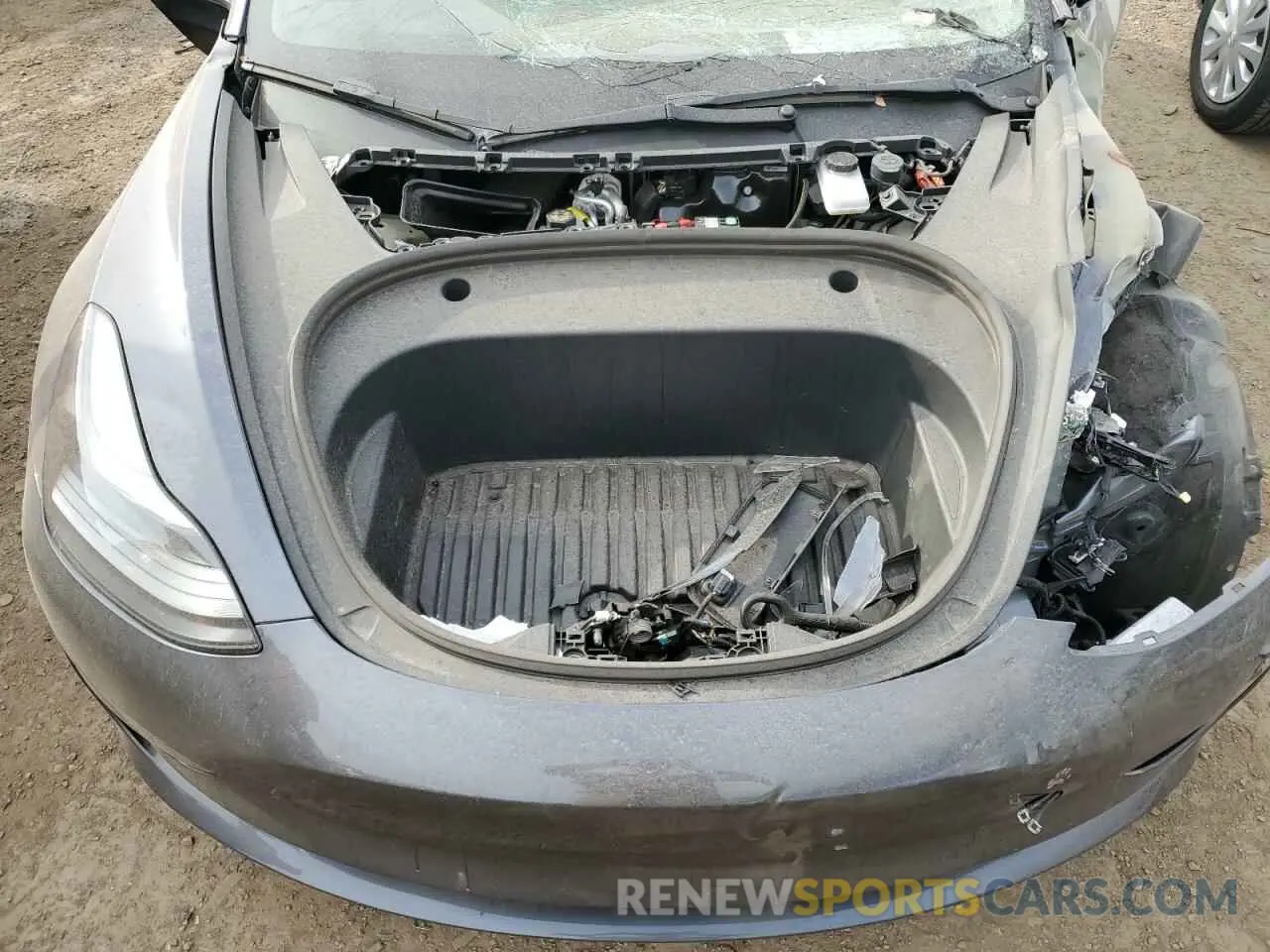 11 Photograph of a damaged car 5YJ3E1EA4PF662651 TESLA MODEL 3 2023