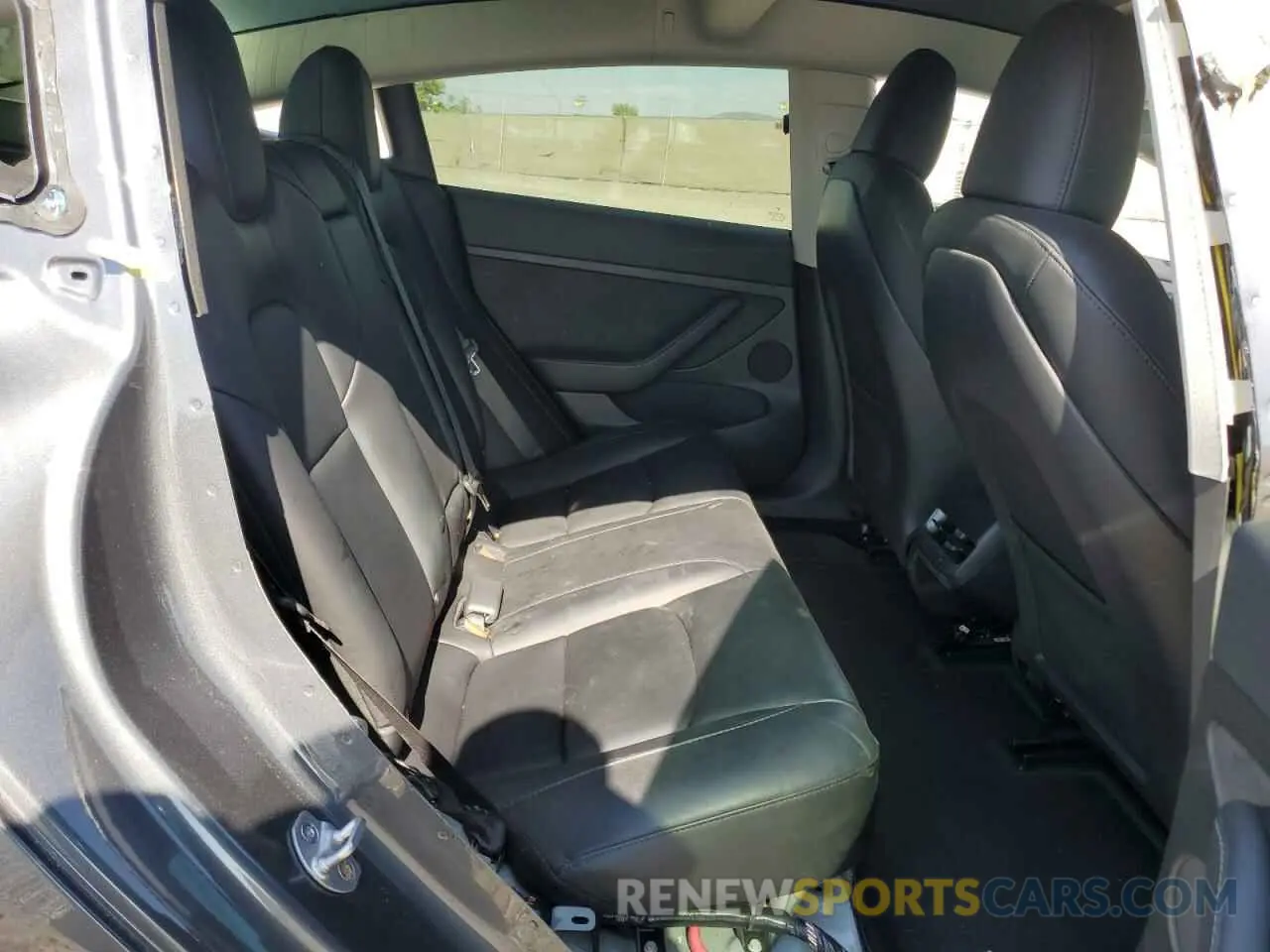 11 Photograph of a damaged car 5YJ3E1EA4PF666778 TESLA MODEL 3 2023