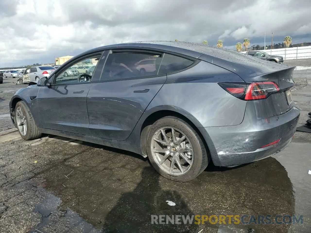 2 Photograph of a damaged car 5YJ3E1EA4PF687162 TESLA MODEL 3 2023