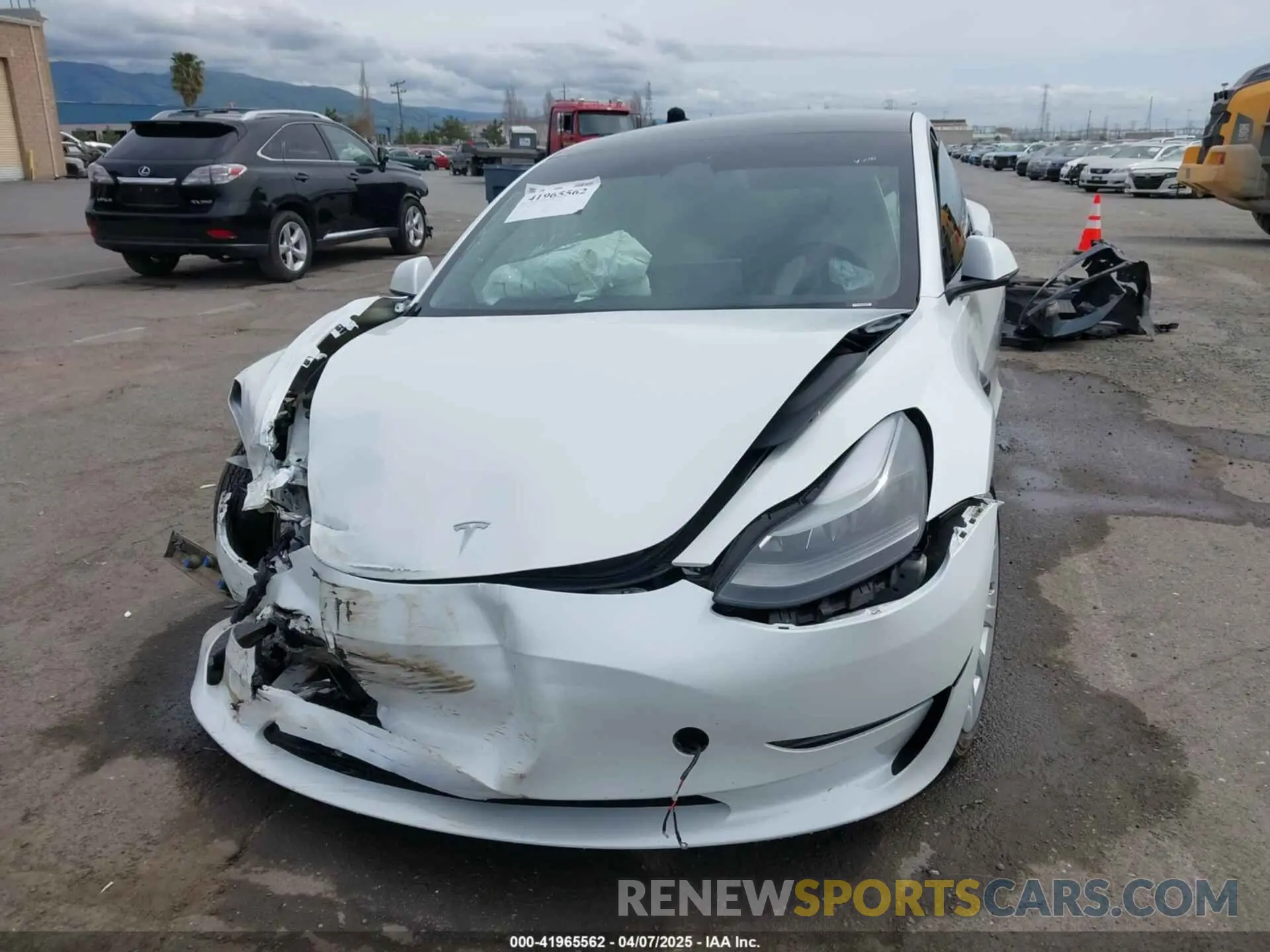 11 Photograph of a damaged car 5YJ3E1EA5PF383595 TESLA MODEL 3 2023