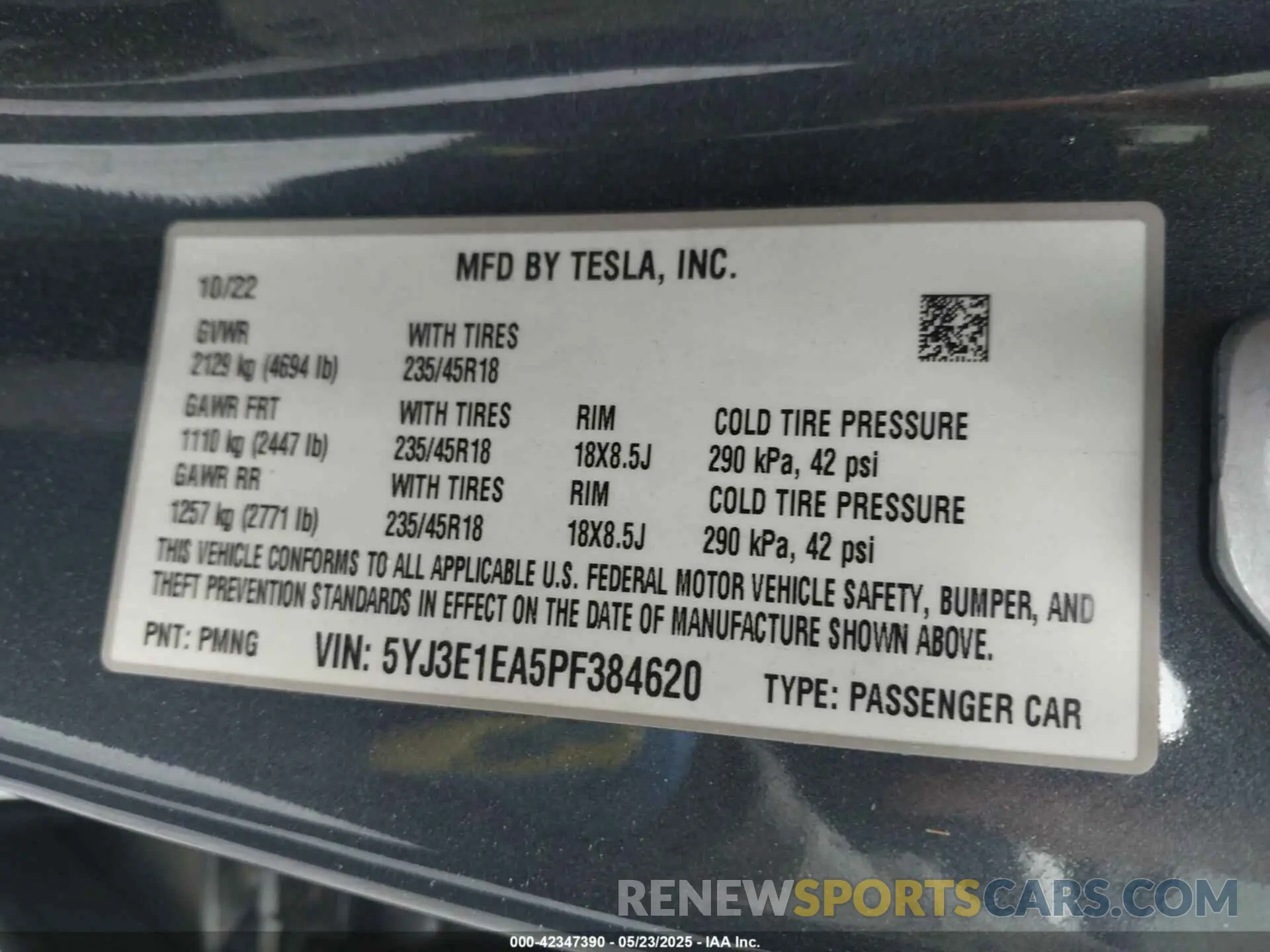 9 Photograph of a damaged car 5YJ3E1EA5PF384620 TESLA MODEL 3 2023