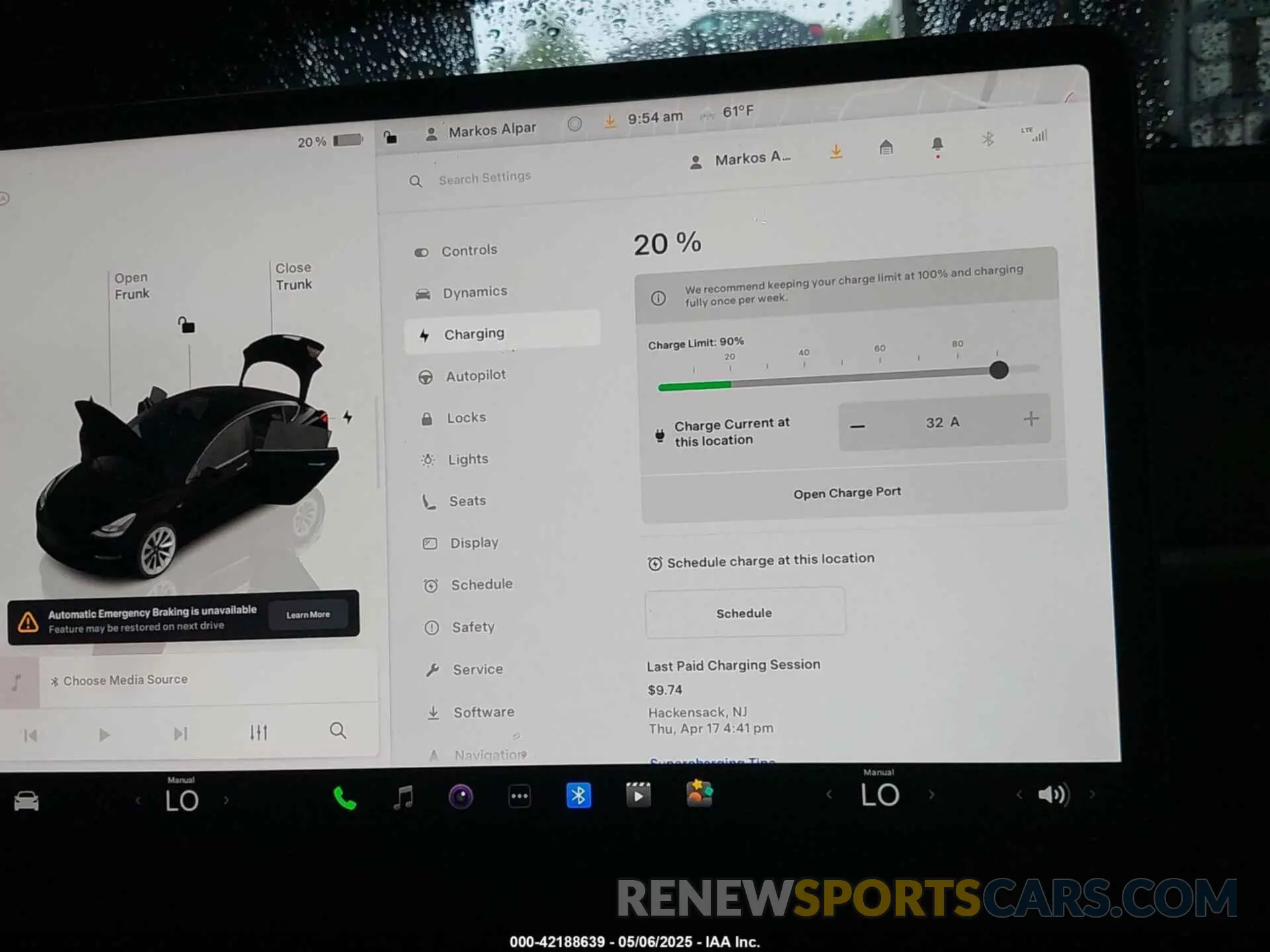 17 Photograph of a damaged car 5YJ3E1EA5PF396413 TESLA MODEL 3 2023