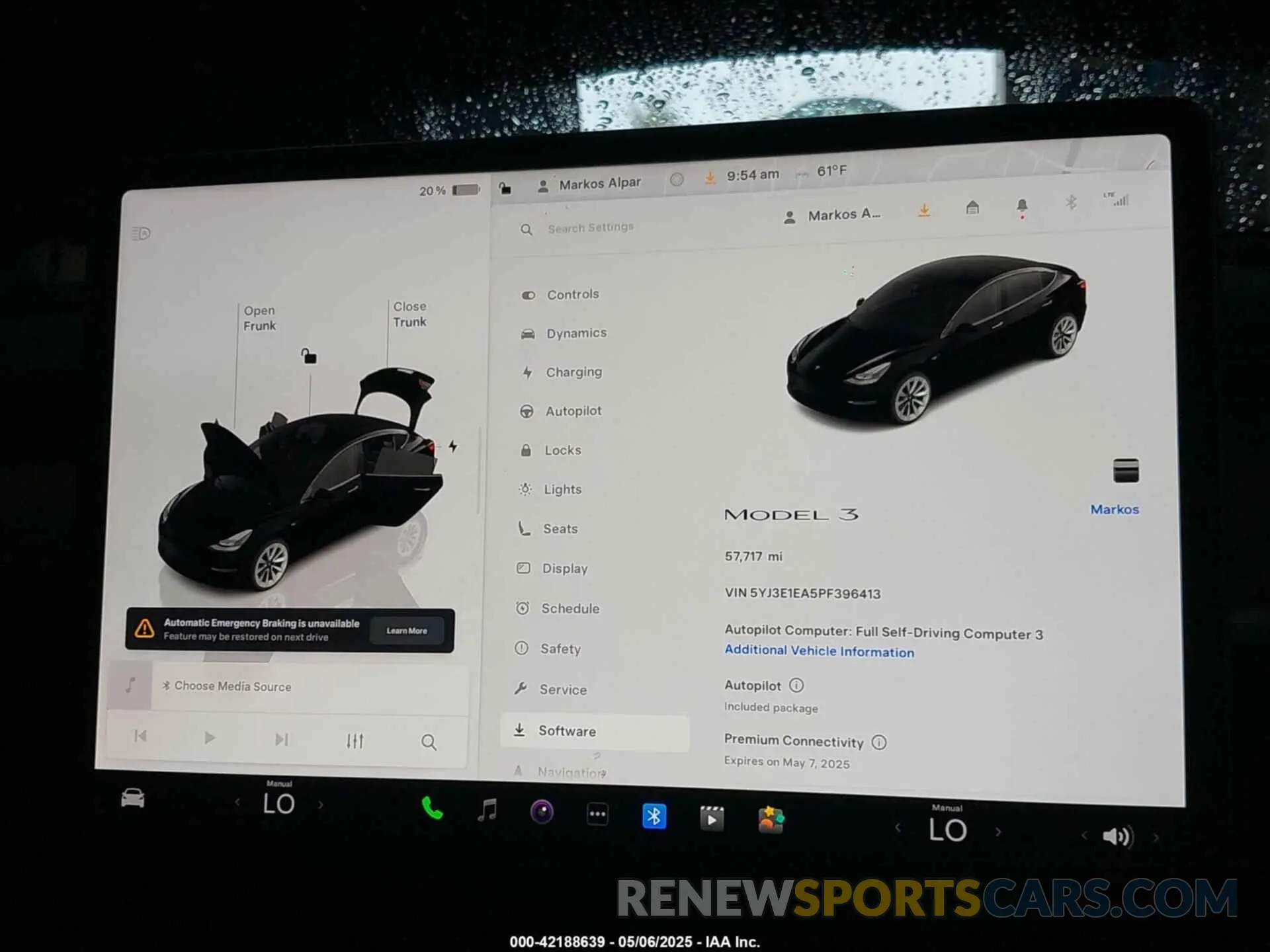 18 Photograph of a damaged car 5YJ3E1EA5PF396413 TESLA MODEL 3 2023
