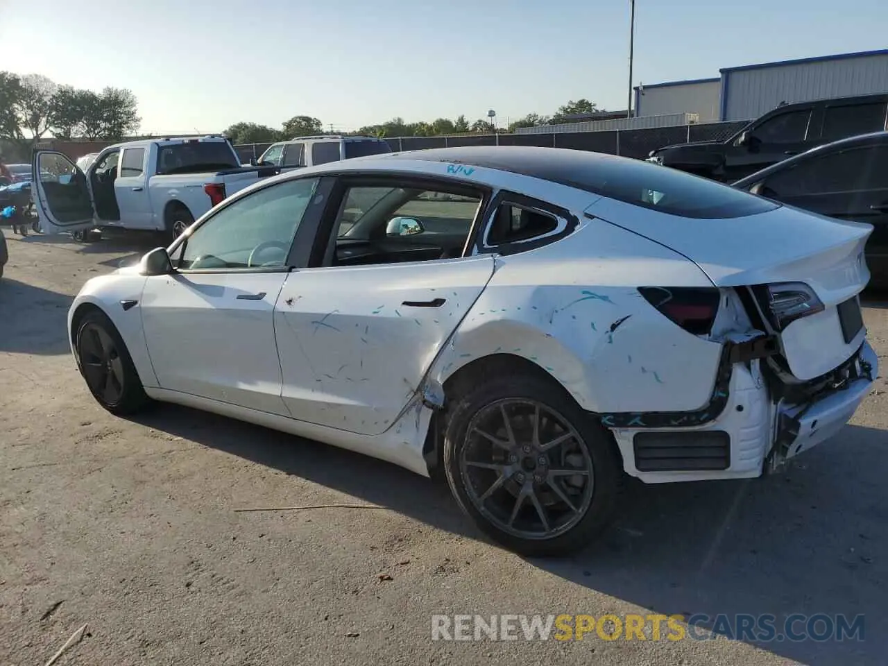 2 Photograph of a damaged car 5YJ3E1EA5PF396881 TESLA MODEL 3 2023