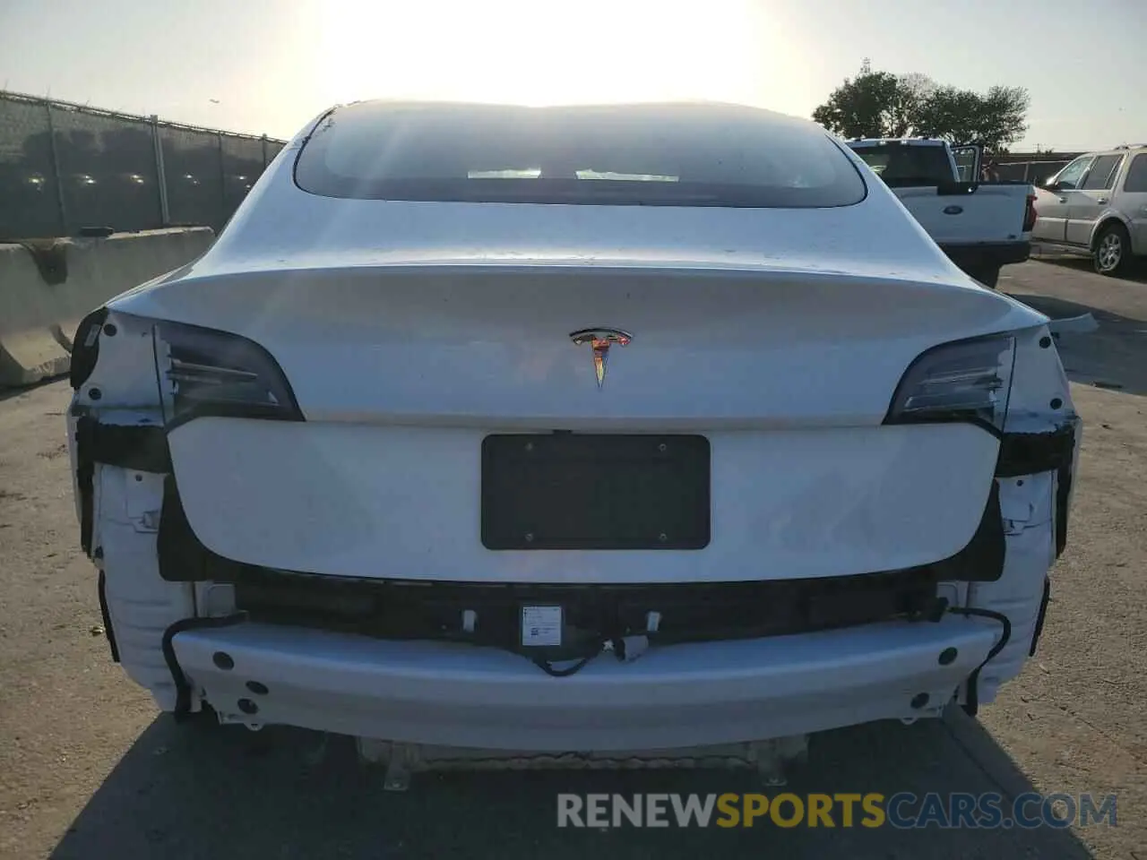 6 Photograph of a damaged car 5YJ3E1EA5PF396881 TESLA MODEL 3 2023