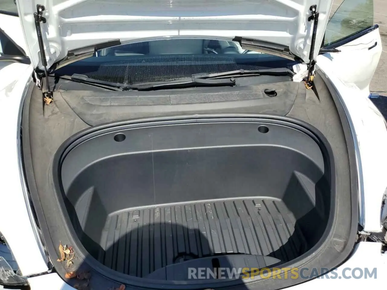 11 Photograph of a damaged car 5YJ3E1EA5PF401240 TESLA MODEL 3 2023