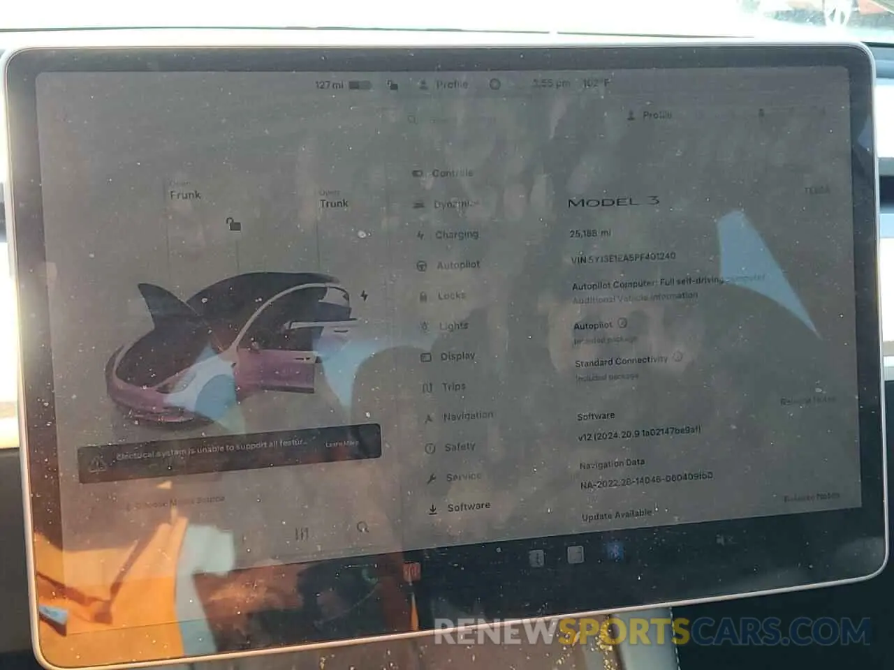 9 Photograph of a damaged car 5YJ3E1EA5PF401240 TESLA MODEL 3 2023