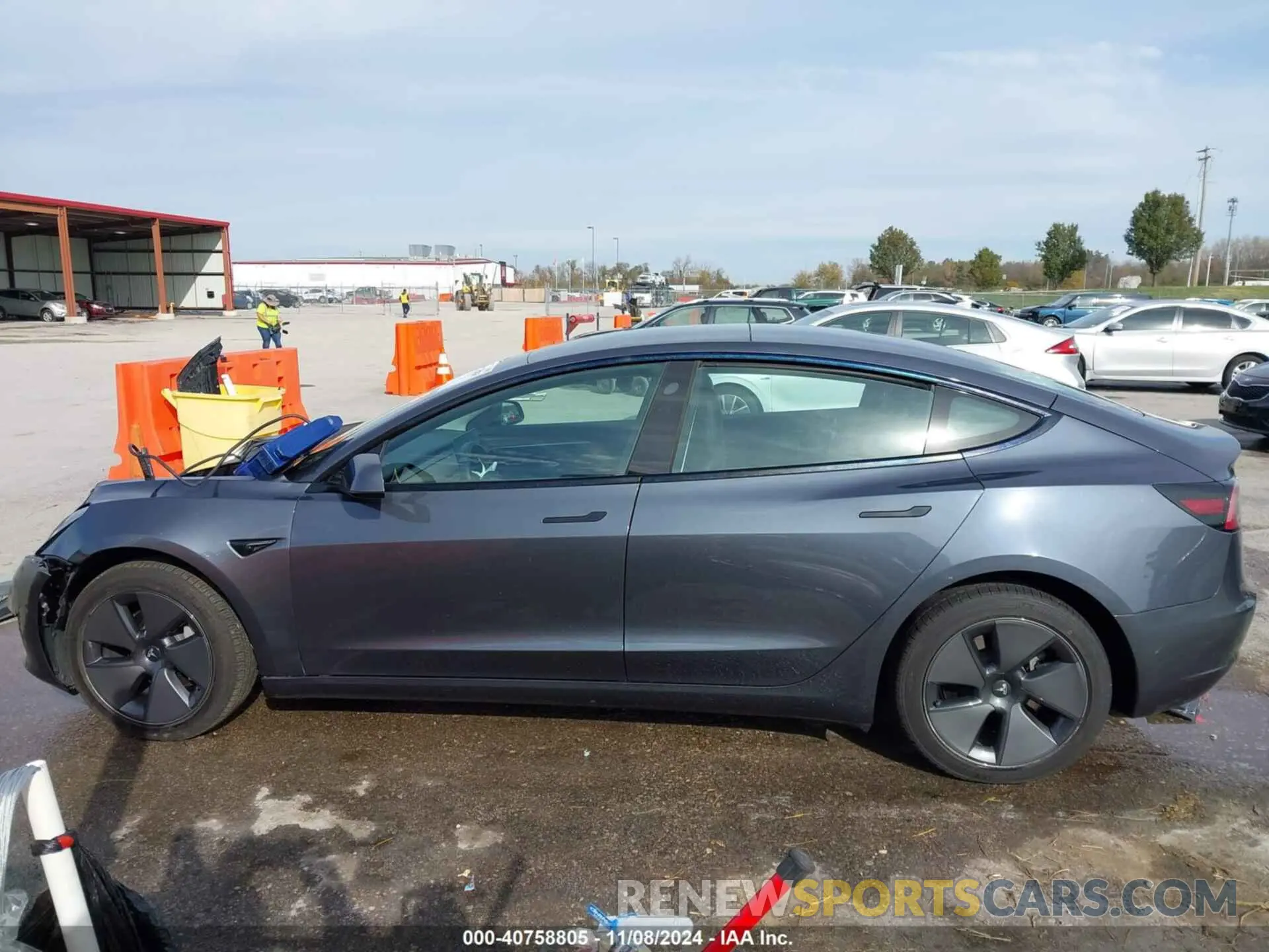 14 Photograph of a damaged car 5YJ3E1EA5PF407992 TESLA MODEL 3 2023