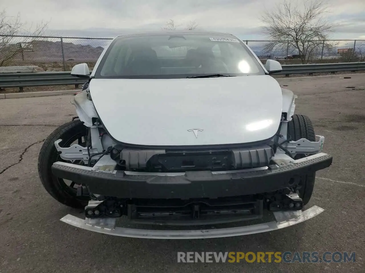 5 Photograph of a damaged car 5YJ3E1EA5PF413923 TESLA MODEL 3 2023