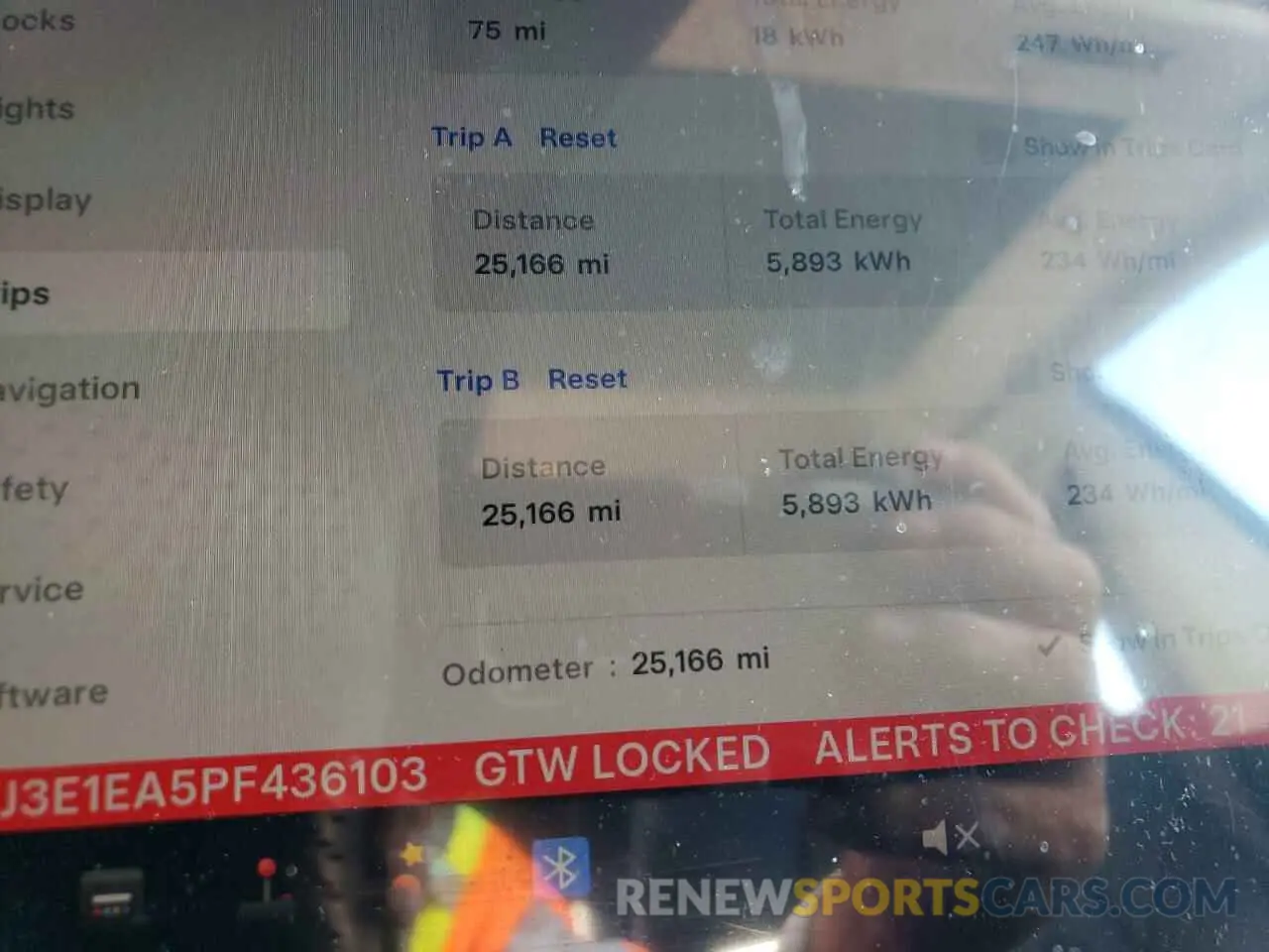 9 Photograph of a damaged car 5YJ3E1EA5PF436103 TESLA MODEL 3 2023