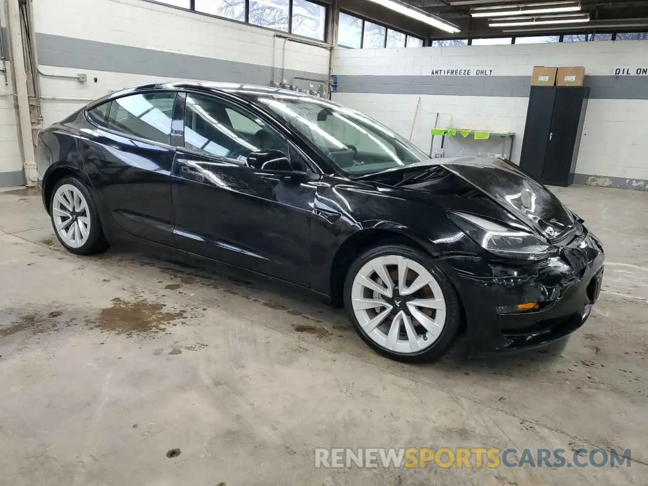 4 Photograph of a damaged car 5YJ3E1EA5PF439017 TESLA MODEL 3 2023