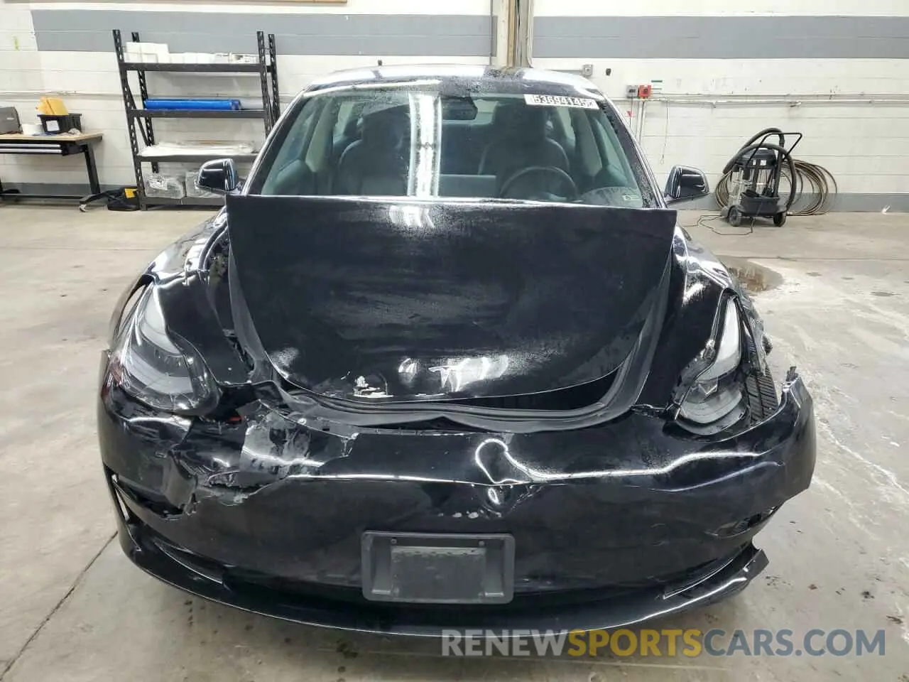 5 Photograph of a damaged car 5YJ3E1EA5PF439017 TESLA MODEL 3 2023