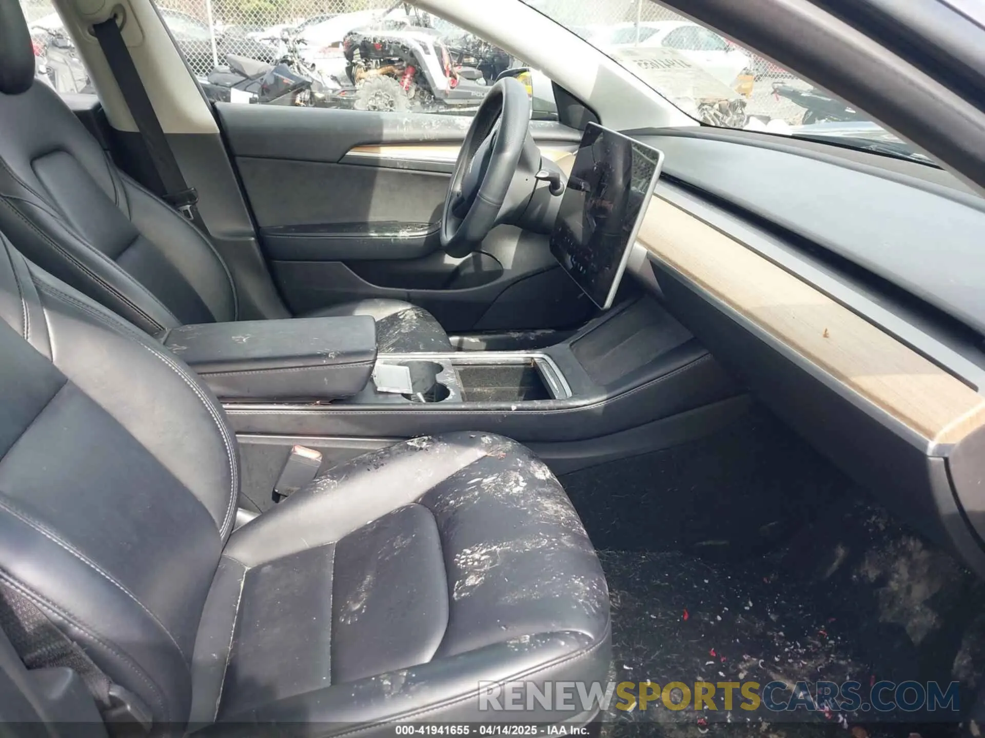 5 Photograph of a damaged car 5YJ3E1EA5PF451085 TESLA MODEL 3 2023
