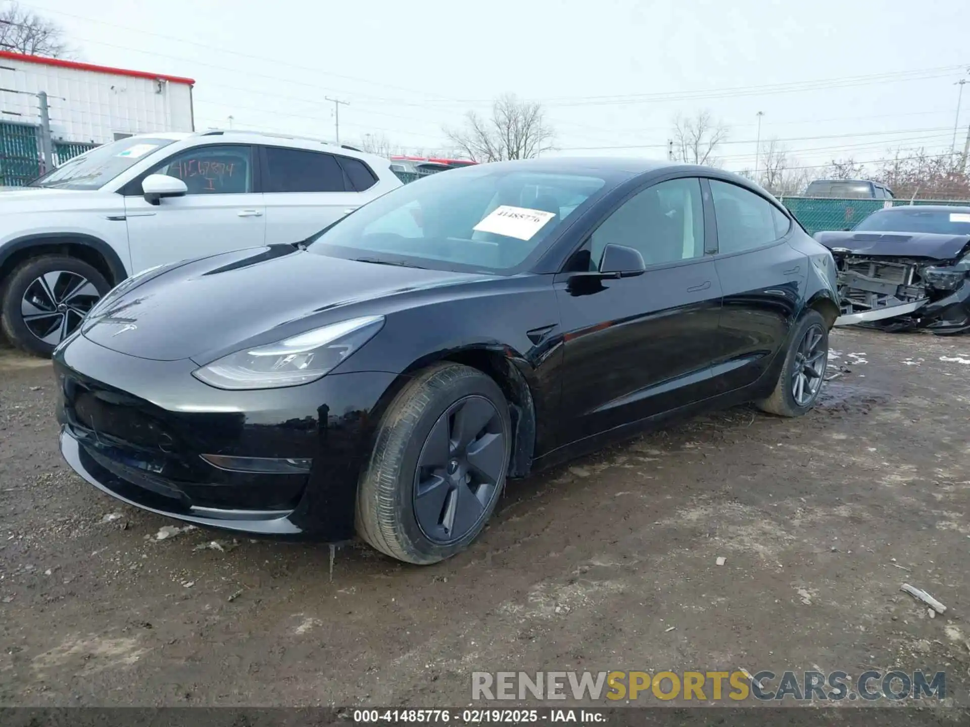 2 Photograph of a damaged car 5YJ3E1EA5PF452558 TESLA MODEL 3 2023