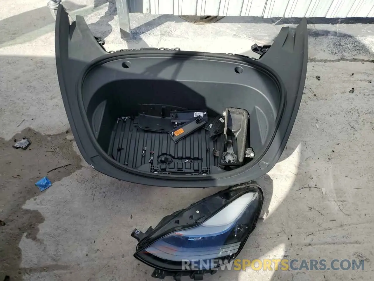 12 Photograph of a damaged car 5YJ3E1EA5PF457114 TESLA MODEL 3 2023