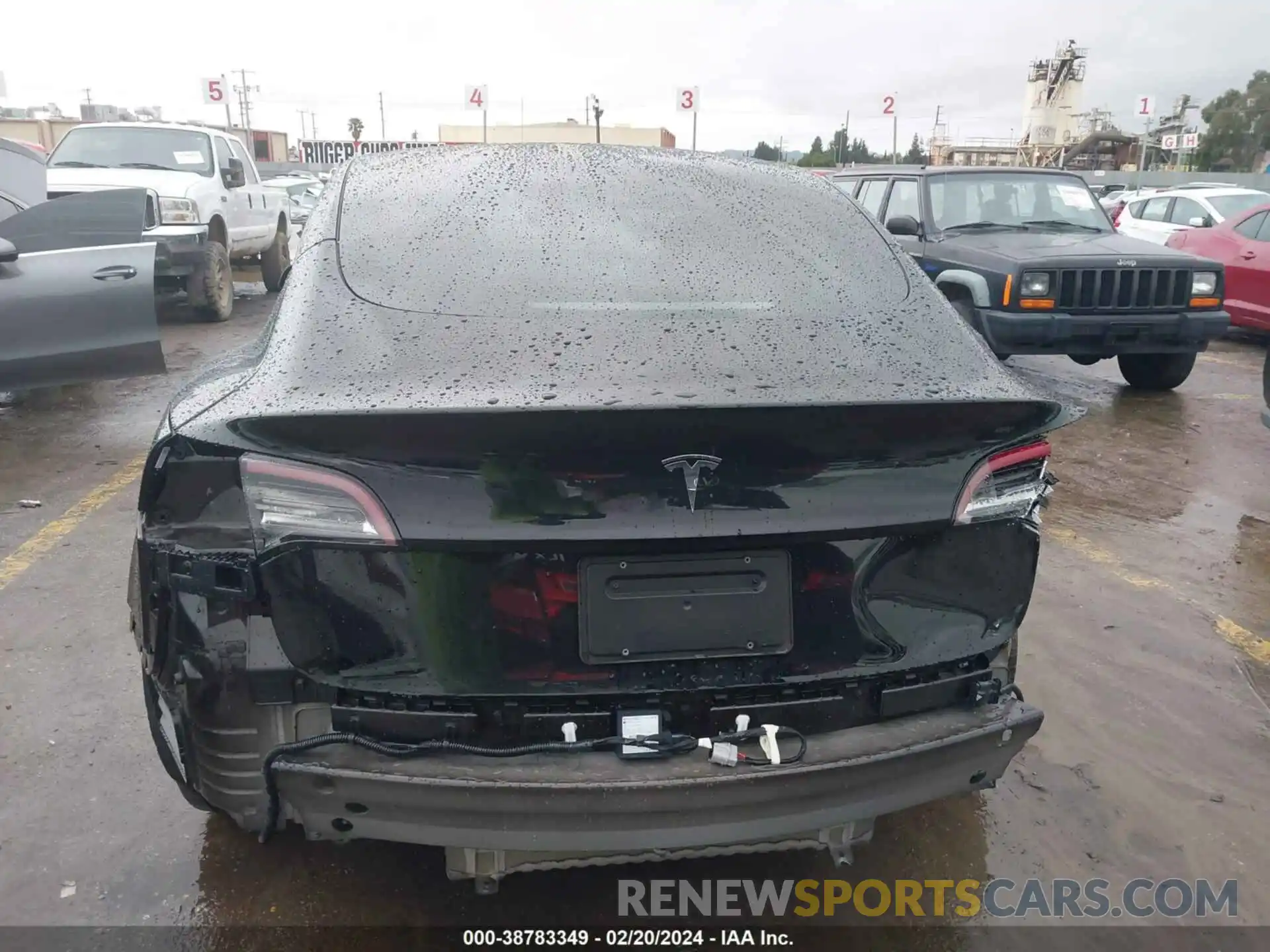 16 Photograph of a damaged car 5YJ3E1EA5PF465665 TESLA MODEL 3 2023