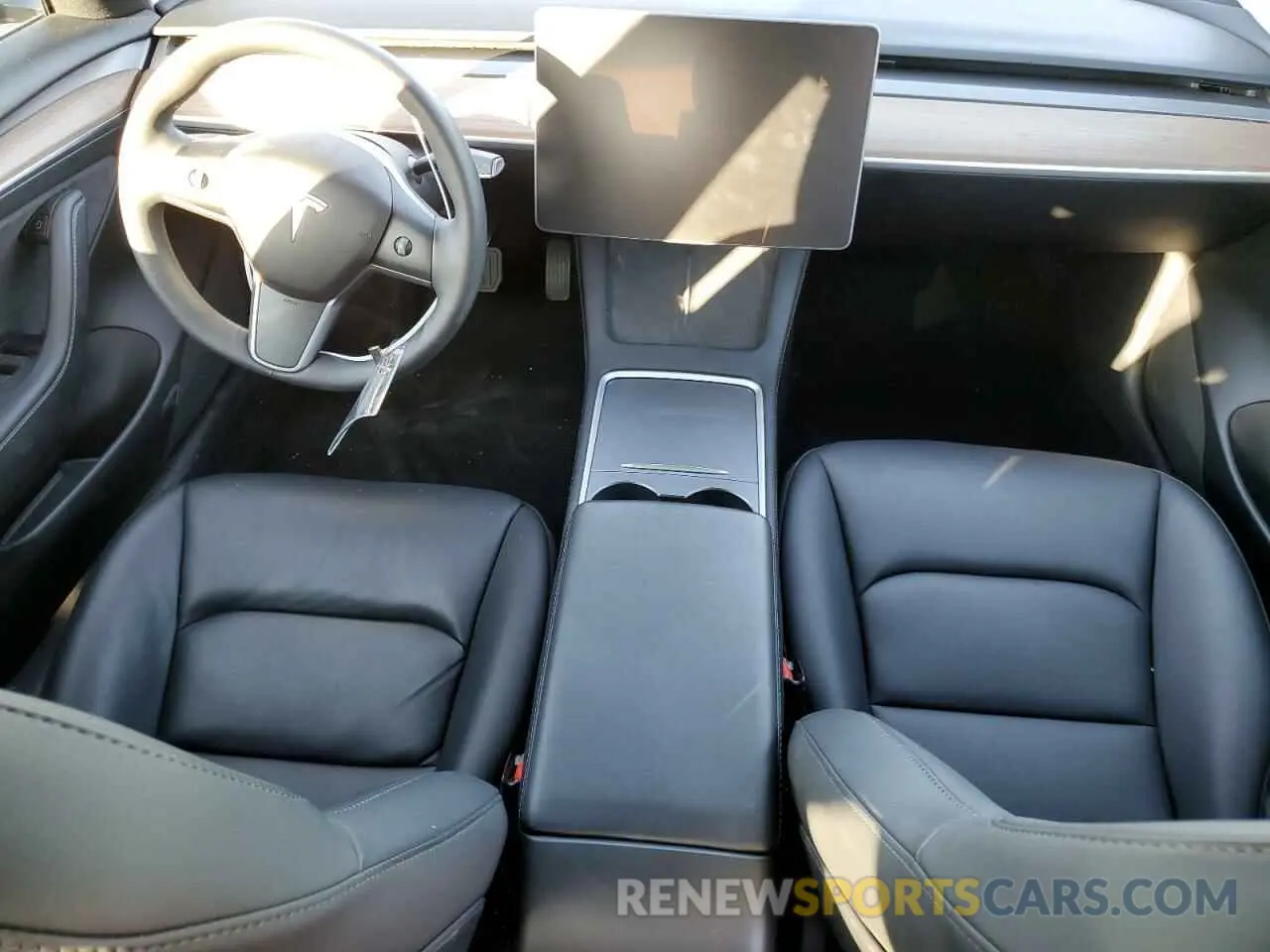 8 Photograph of a damaged car 5YJ3E1EA5PF487049 TESLA MODEL 3 2023