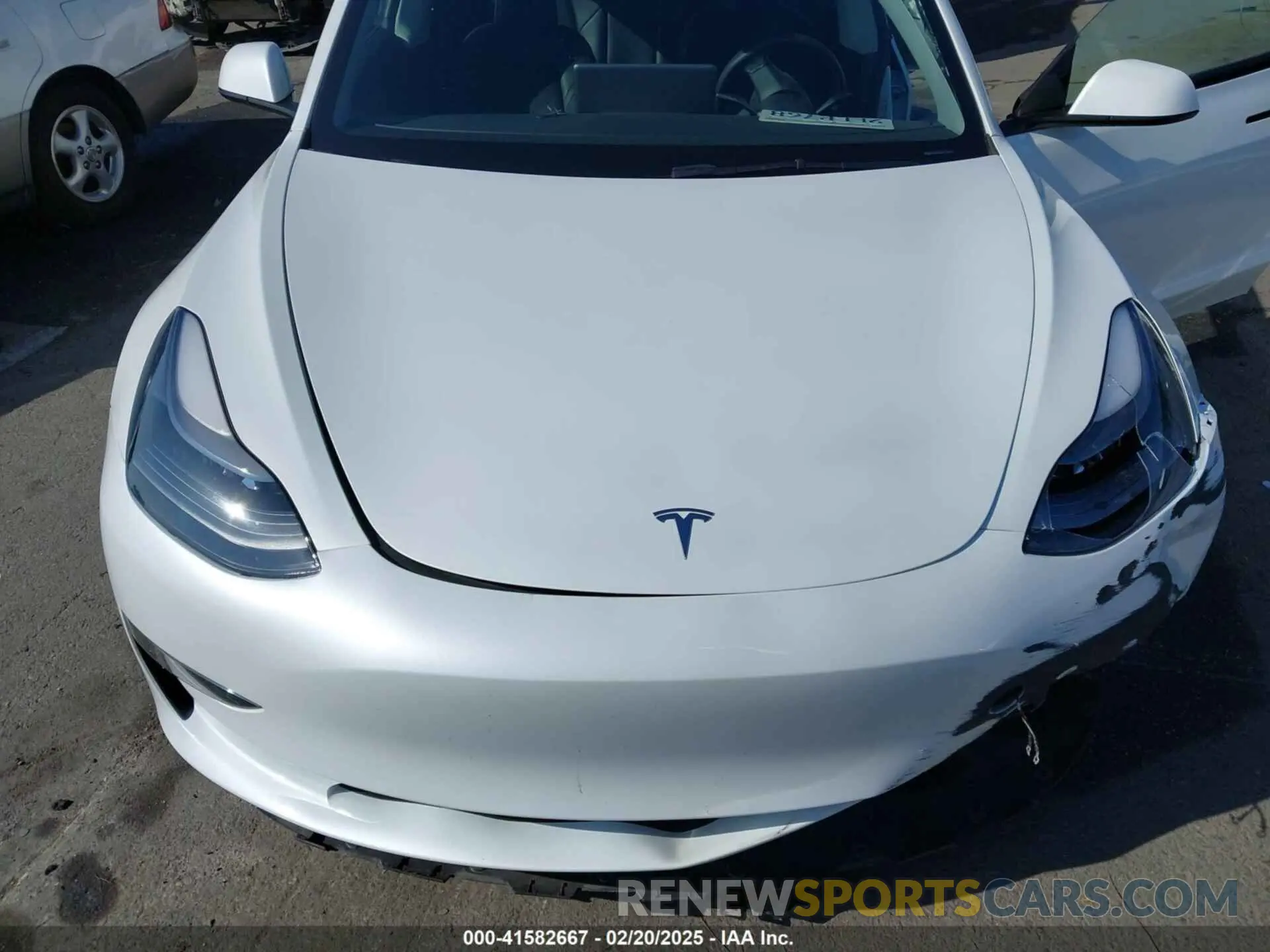 10 Photograph of a damaged car 5YJ3E1EA5PF487939 TESLA MODEL 3 2023