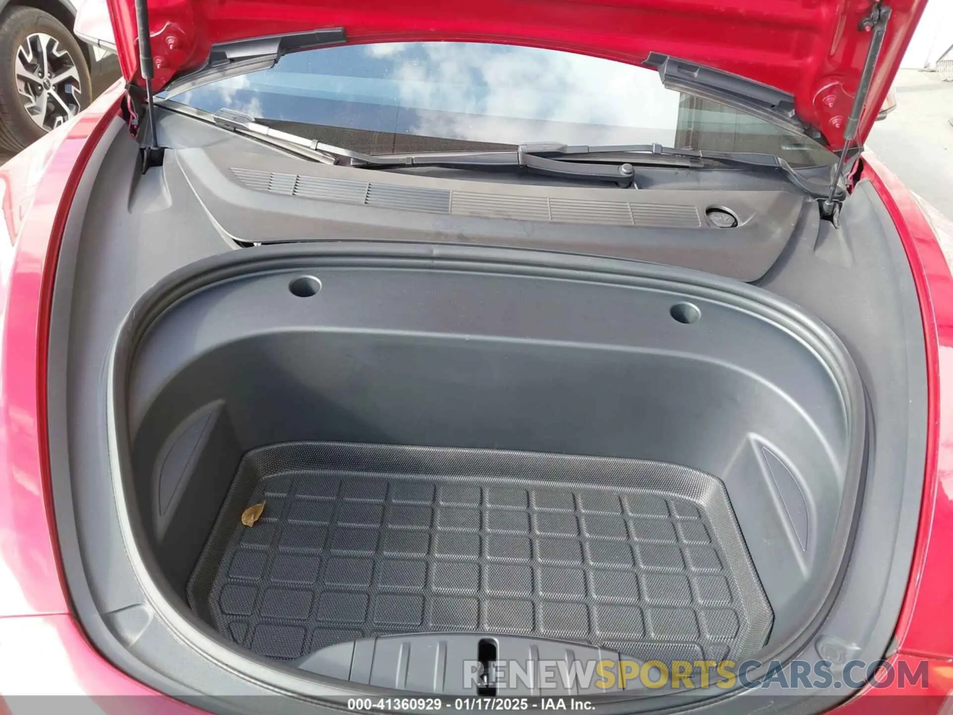 10 Photograph of a damaged car 5YJ3E1EA5PF488122 TESLA MODEL 3 2023