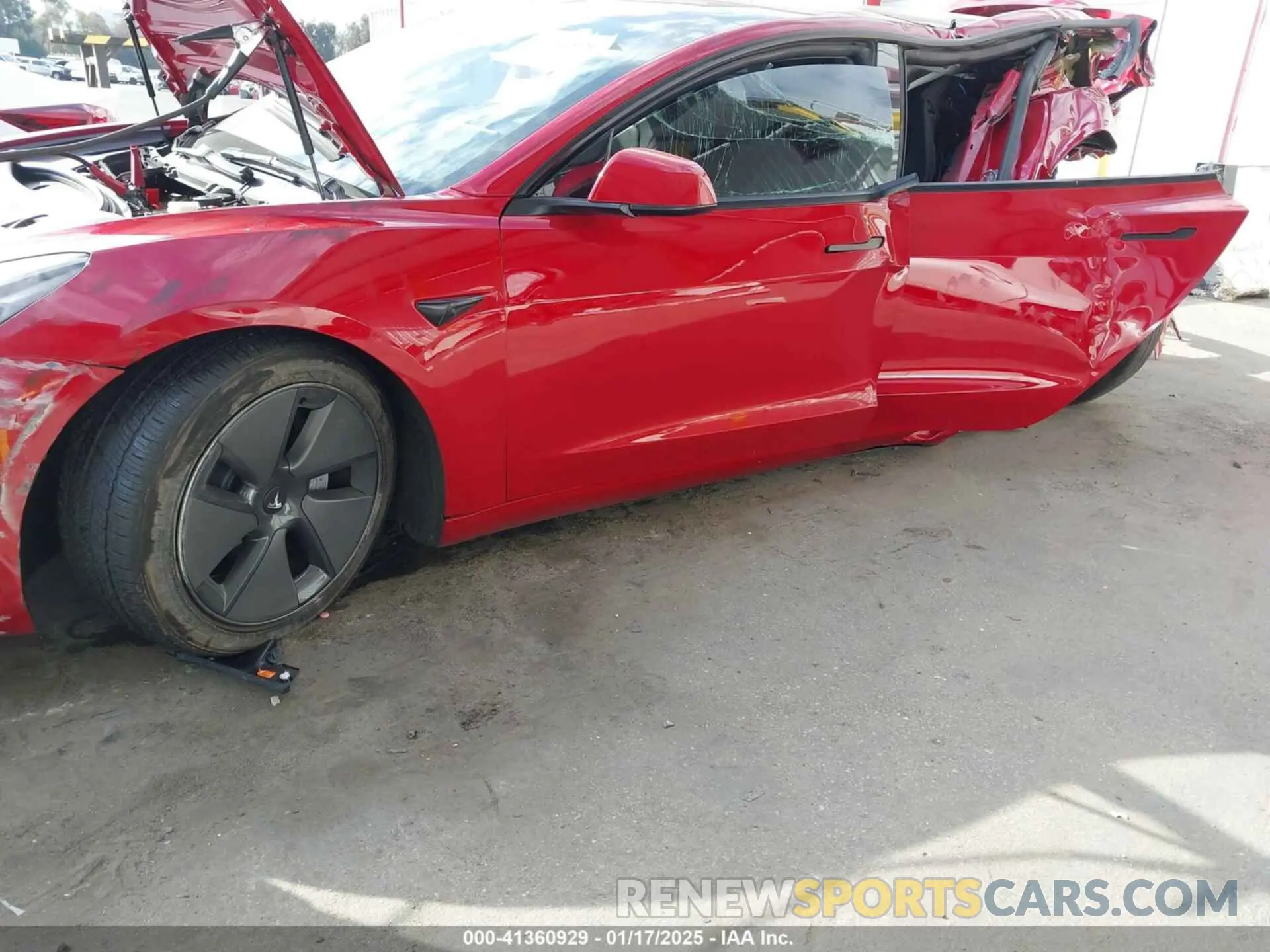 6 Photograph of a damaged car 5YJ3E1EA5PF488122 TESLA MODEL 3 2023