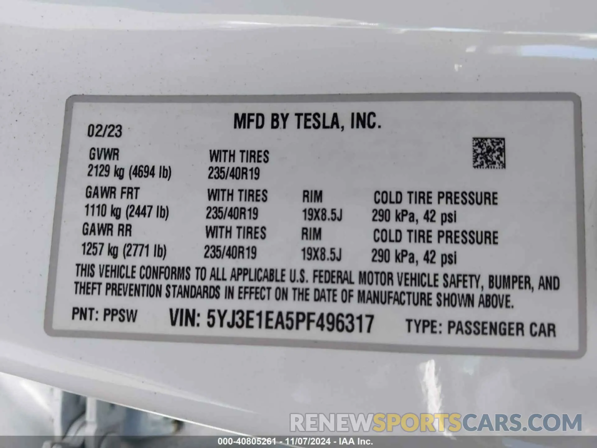 9 Photograph of a damaged car 5YJ3E1EA5PF496317 TESLA MODEL 3 2023