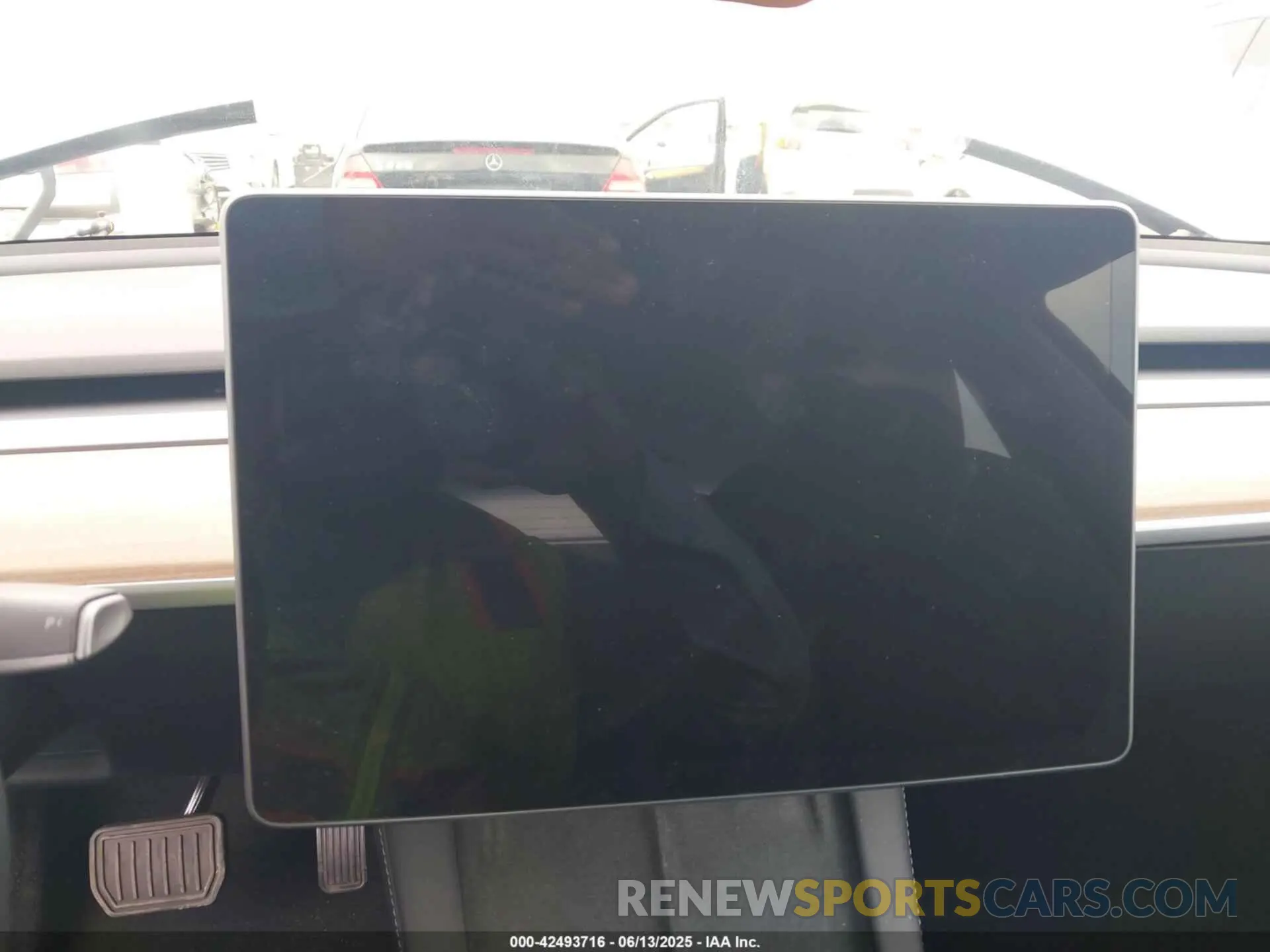 16 Photograph of a damaged car 5YJ3E1EA5PF496902 TESLA MODEL 3 2023