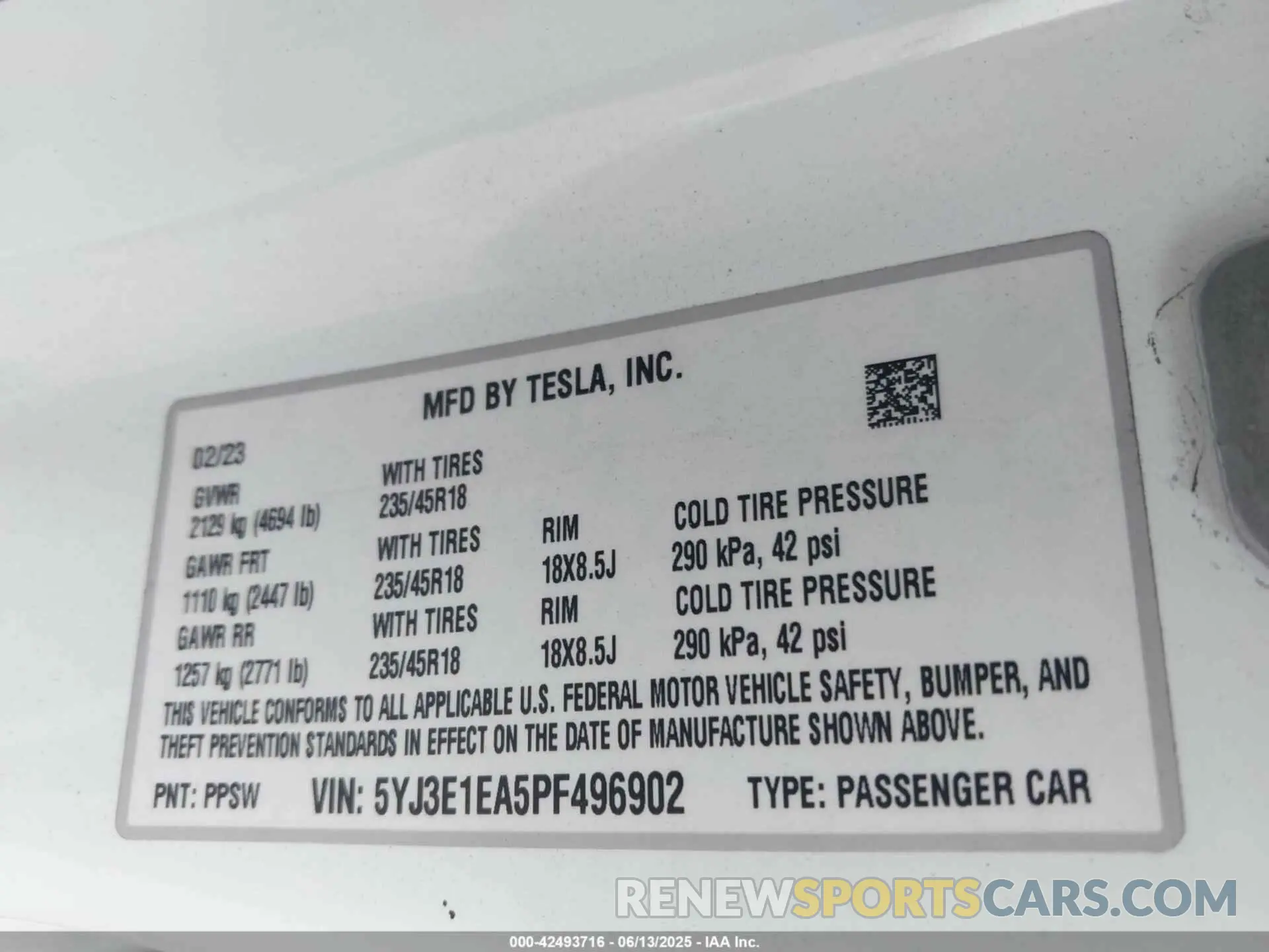 9 Photograph of a damaged car 5YJ3E1EA5PF496902 TESLA MODEL 3 2023