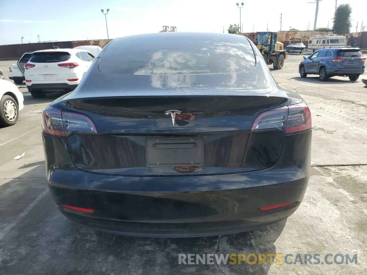 6 Photograph of a damaged car 5YJ3E1EA5PF499296 TESLA MODEL 3 2023