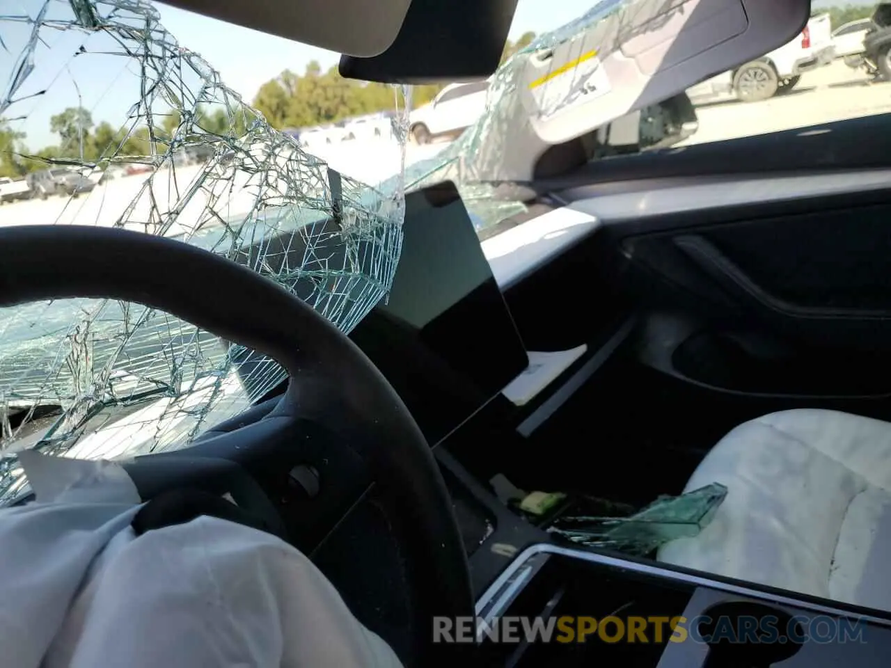 9 Photograph of a damaged car 5YJ3E1EA5PF507297 TESLA MODEL 3 2023