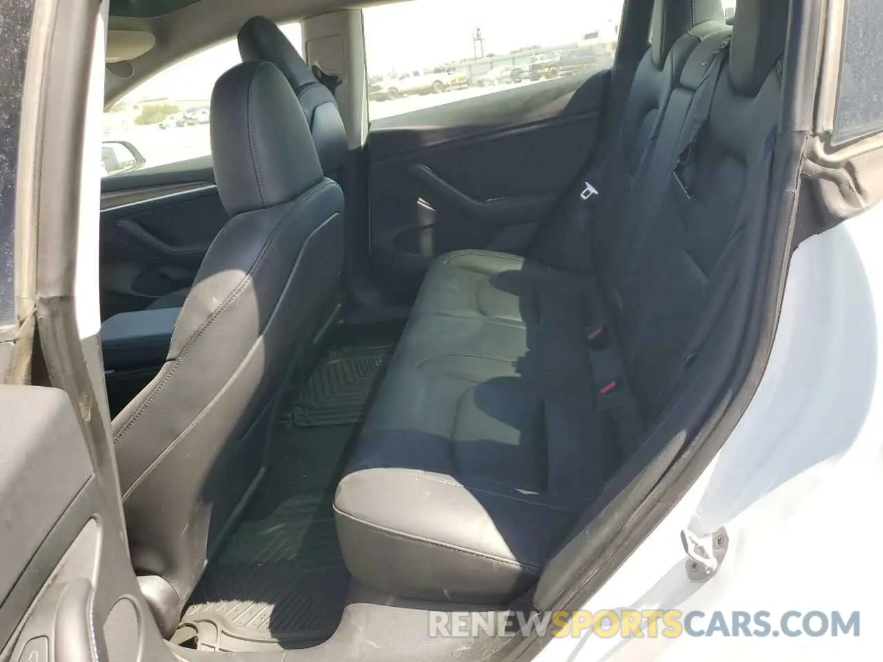 10 Photograph of a damaged car 5YJ3E1EA5PF512838 TESLA MODEL 3 2023