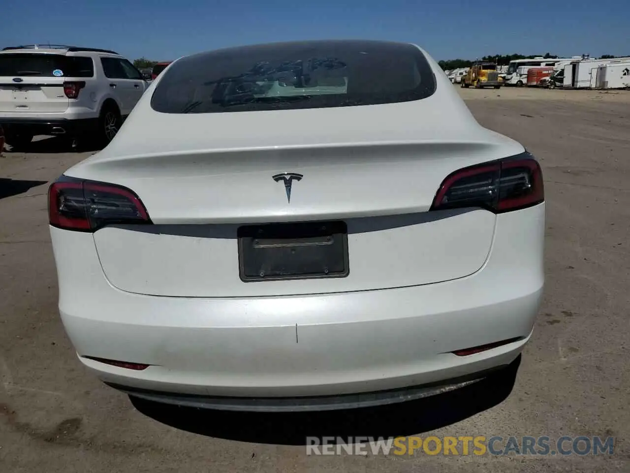 6 Photograph of a damaged car 5YJ3E1EA5PF512838 TESLA MODEL 3 2023