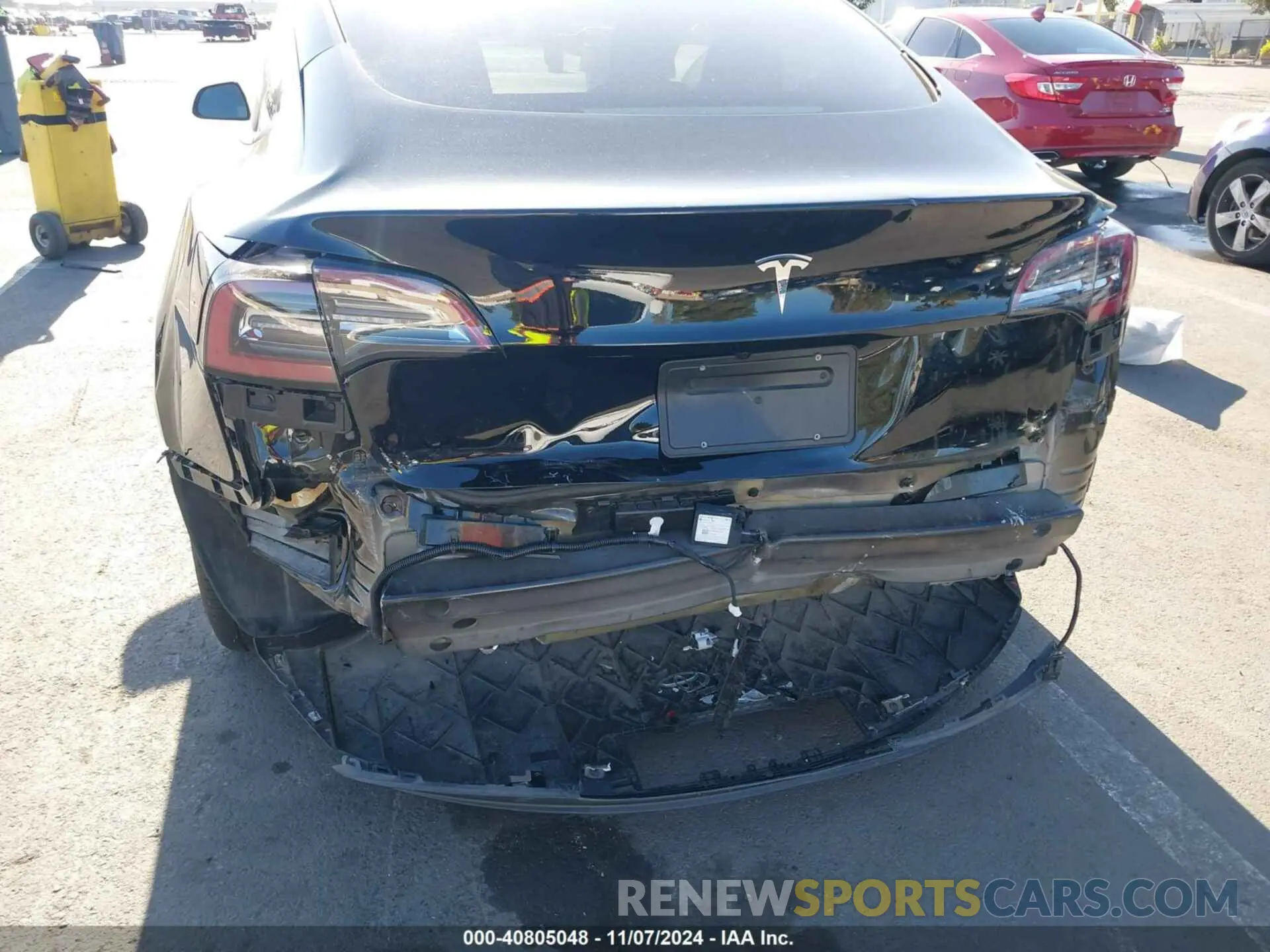 6 Photograph of a damaged car 5YJ3E1EA5PF546035 TESLA MODEL 3 2023