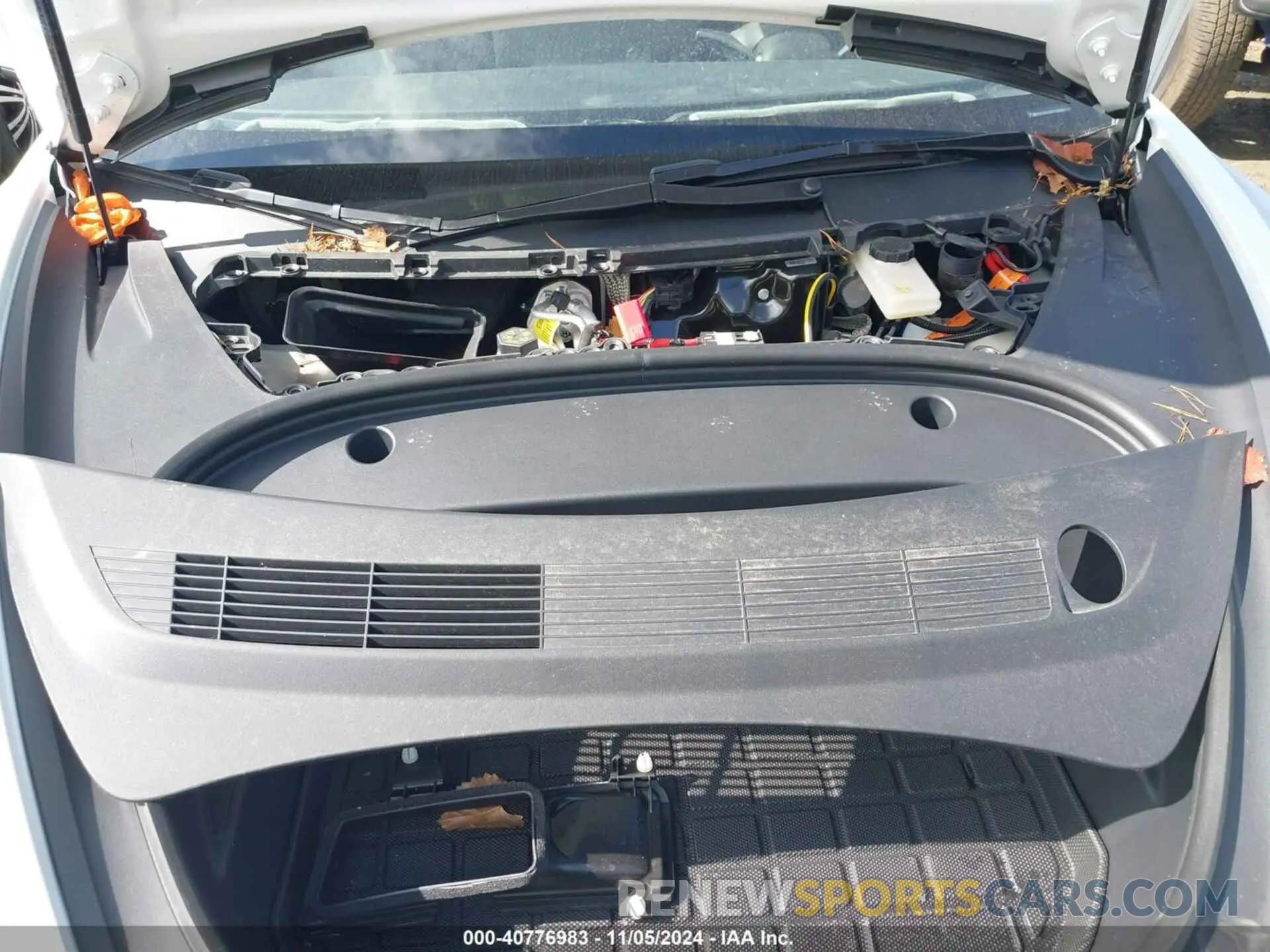 10 Photograph of a damaged car 5YJ3E1EA5PF546696 TESLA MODEL 3 2023